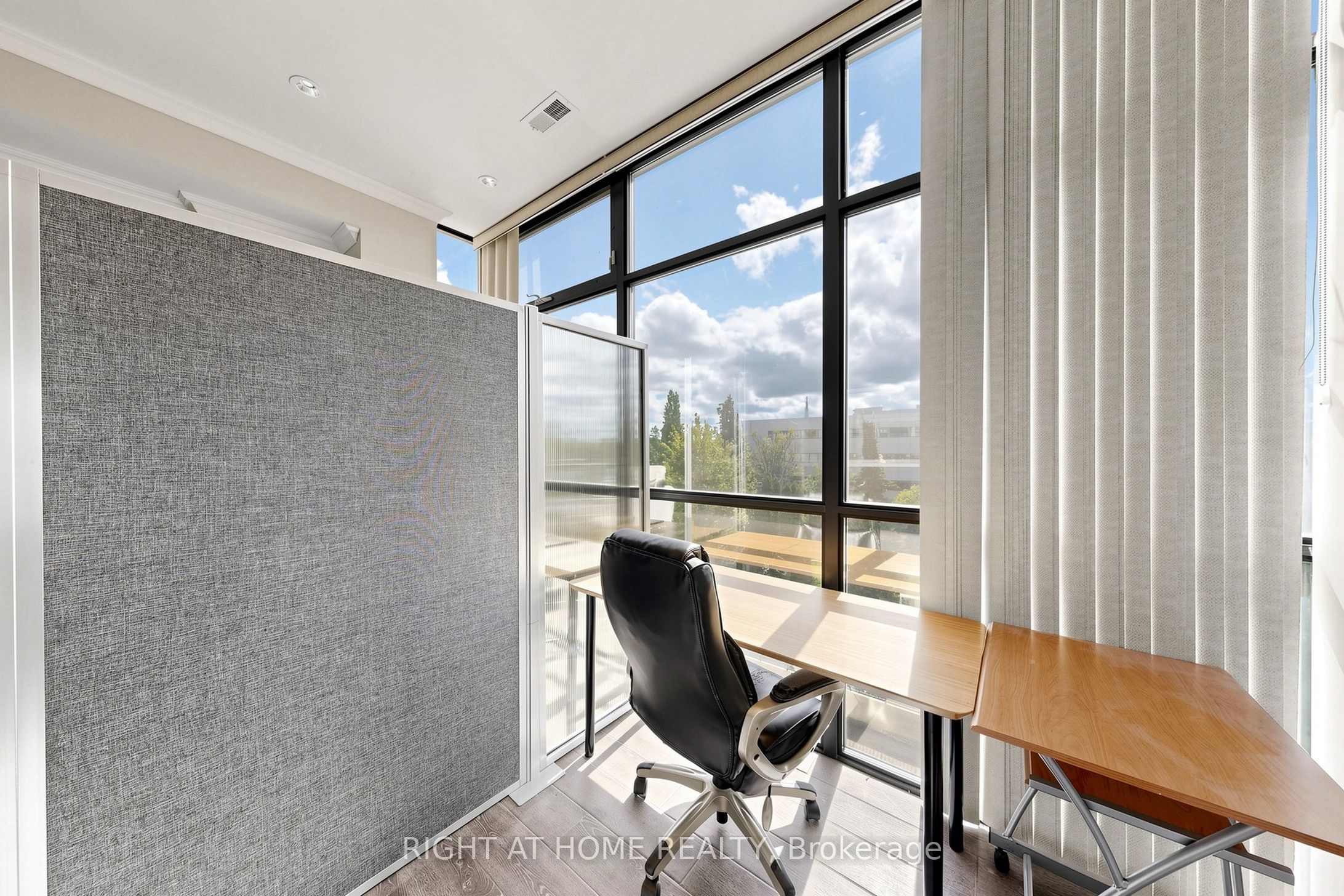 10376 Yonge Street N 306 Property Photo 28