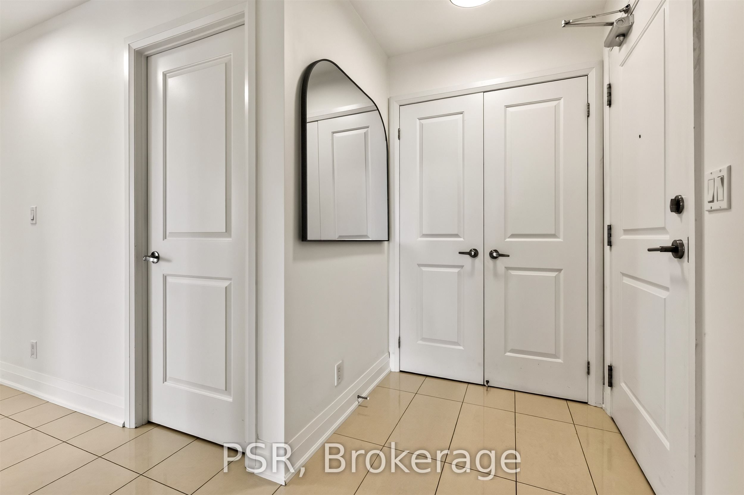 12 Woodstream Boulevard 717 Property Photo 4