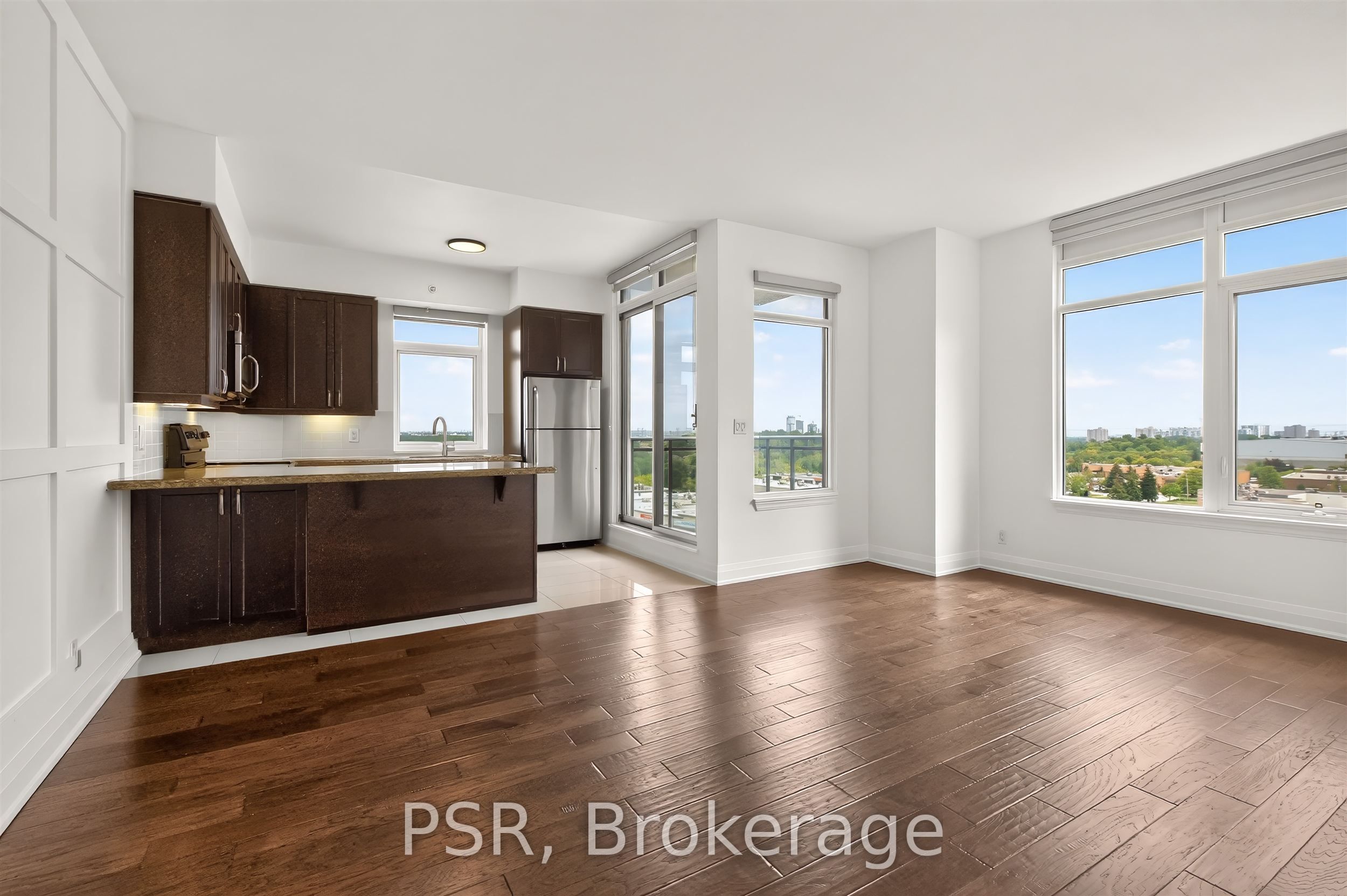 12 Woodstream Boulevard 717 Property Photo 6