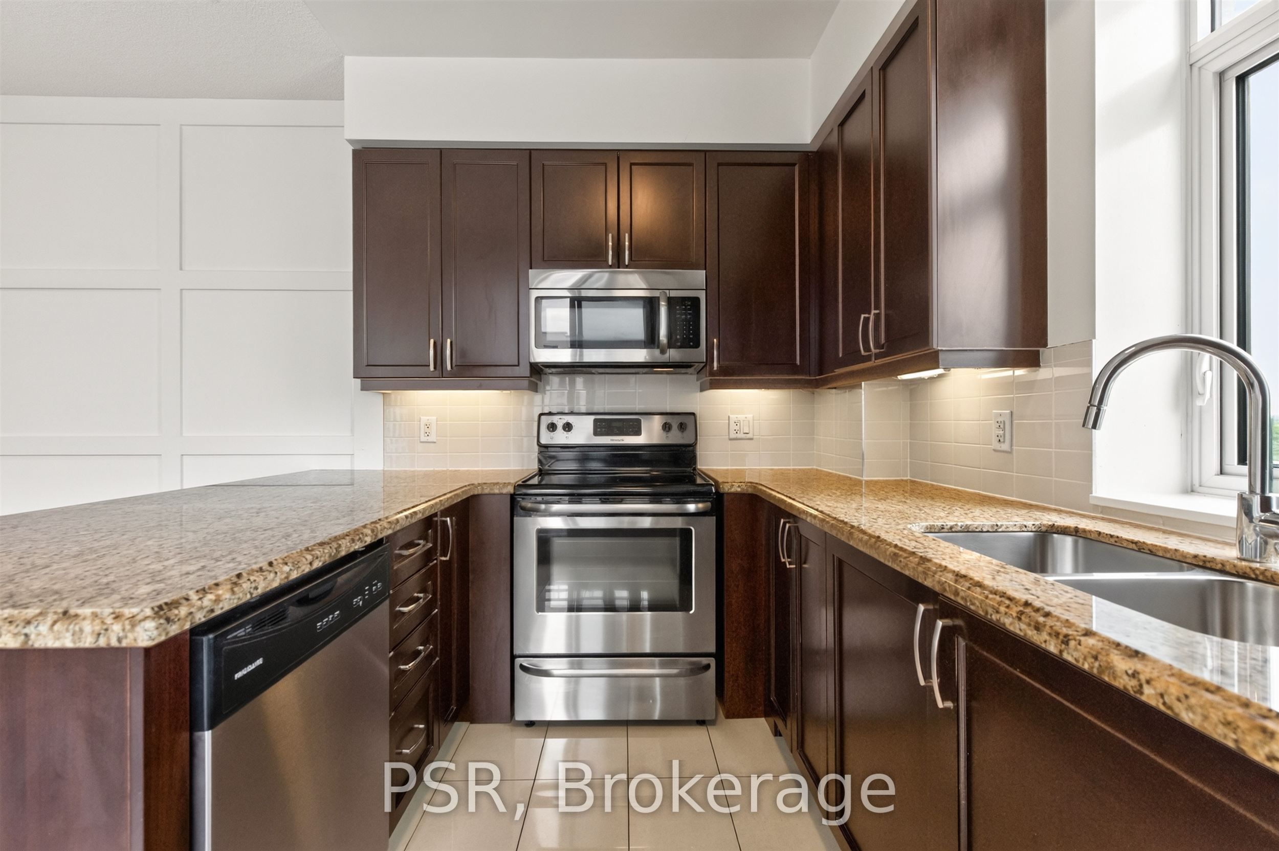 12 Woodstream Boulevard 717 Property Photo 14