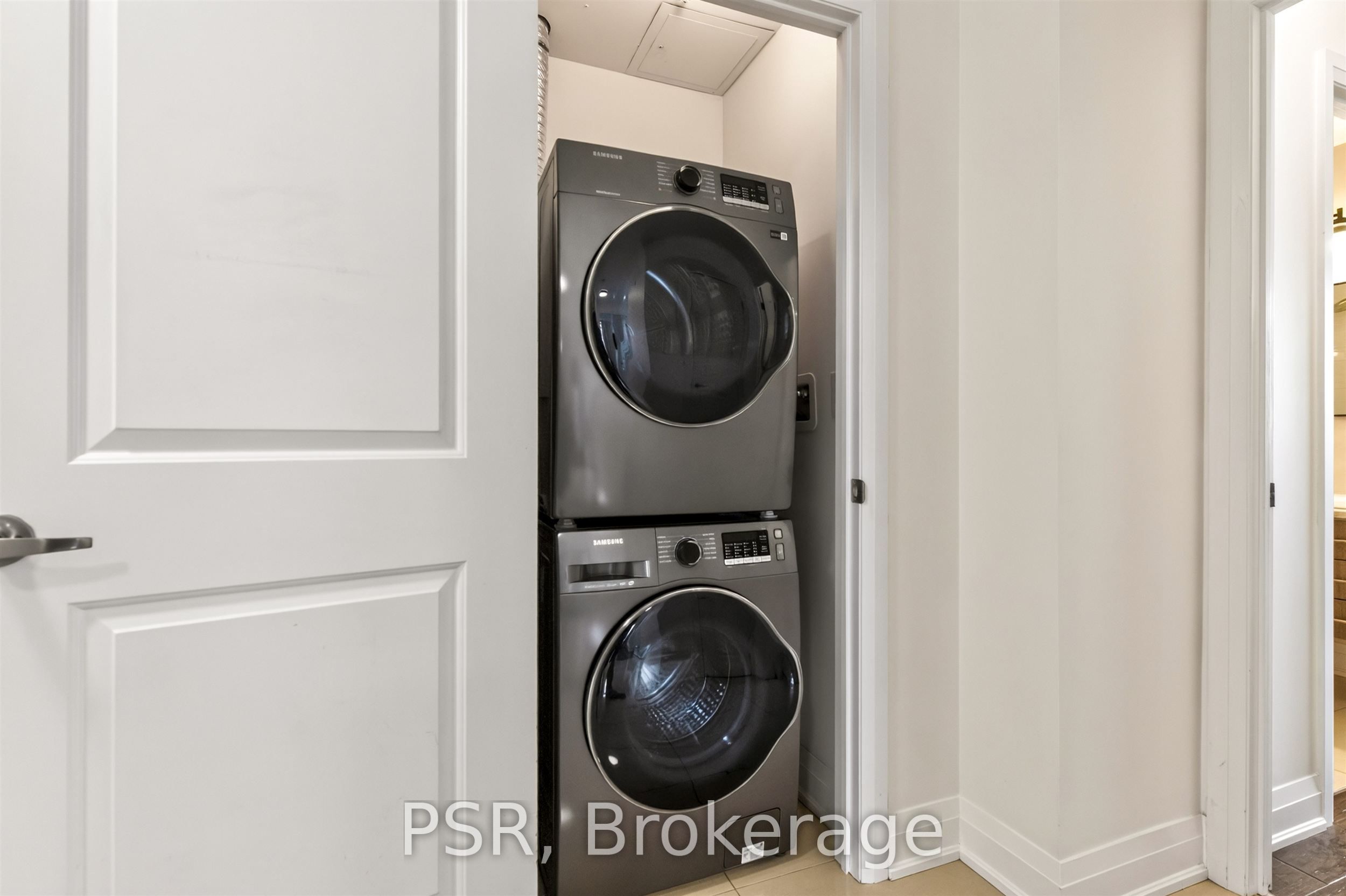 12 Woodstream Boulevard 717 Property Photo 19