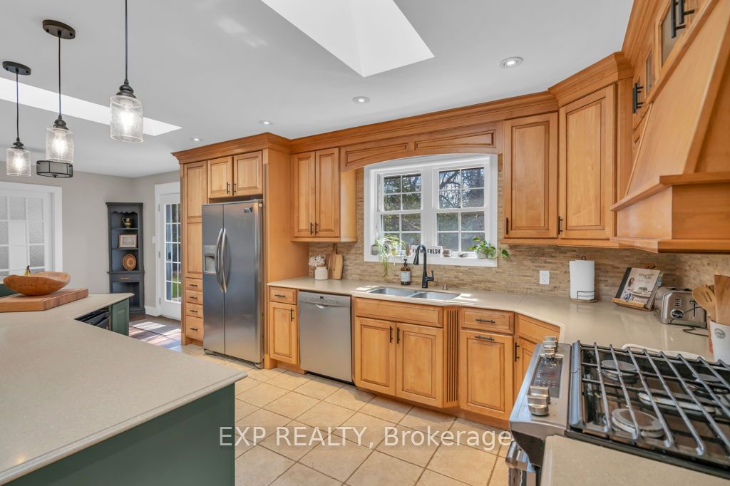 89 River Street Property Photo 8
