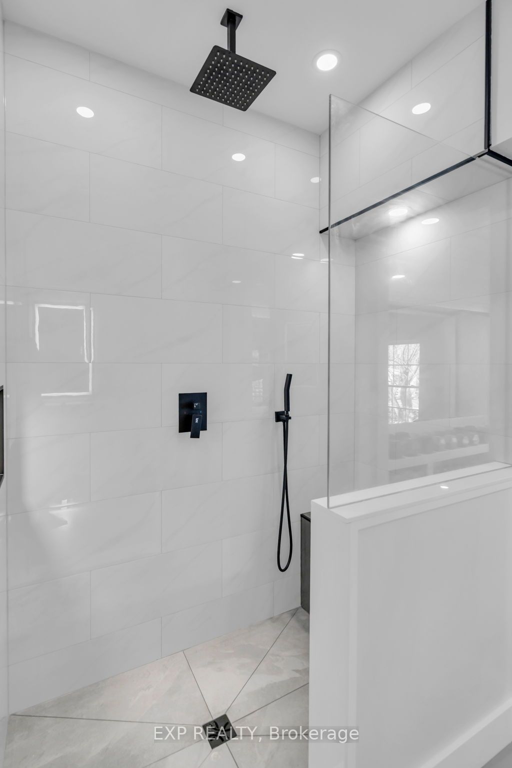 89 River Street Property Photo 25