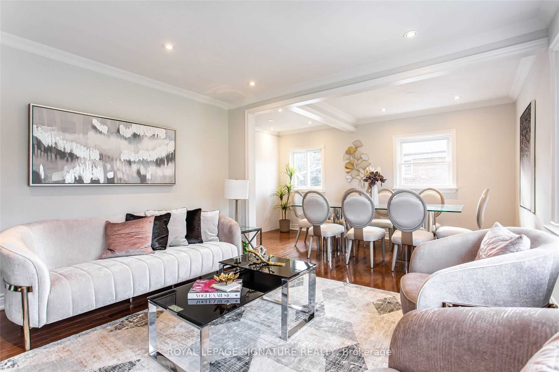 50 Cartier Crescent Main Property Photo 6