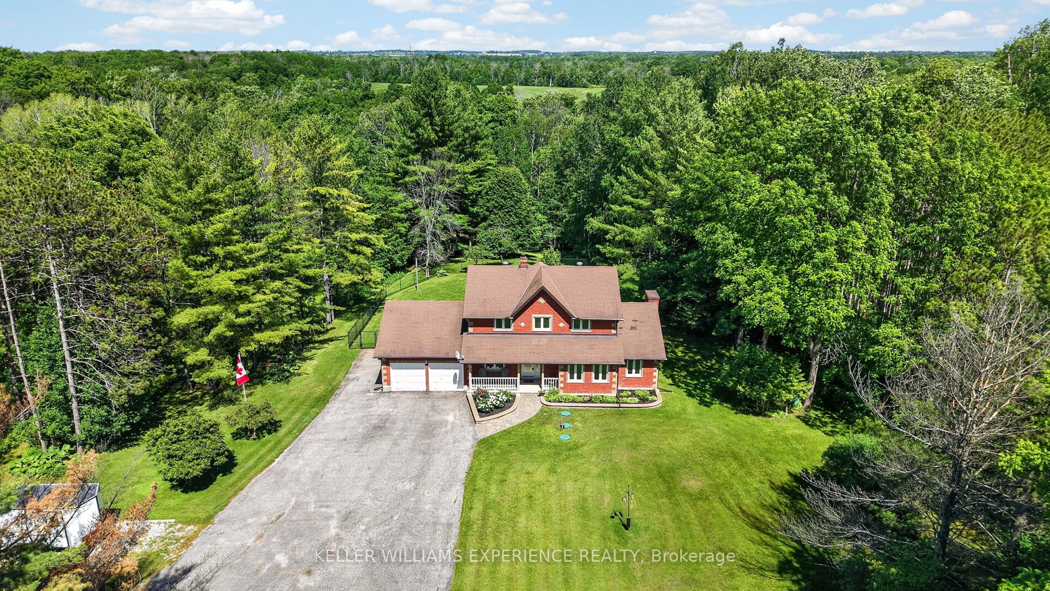 7831 5th Line Property Photo 4