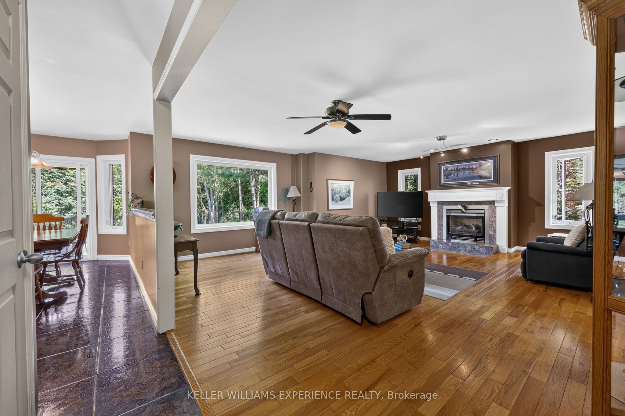 7831 5th Line Property Photo 11