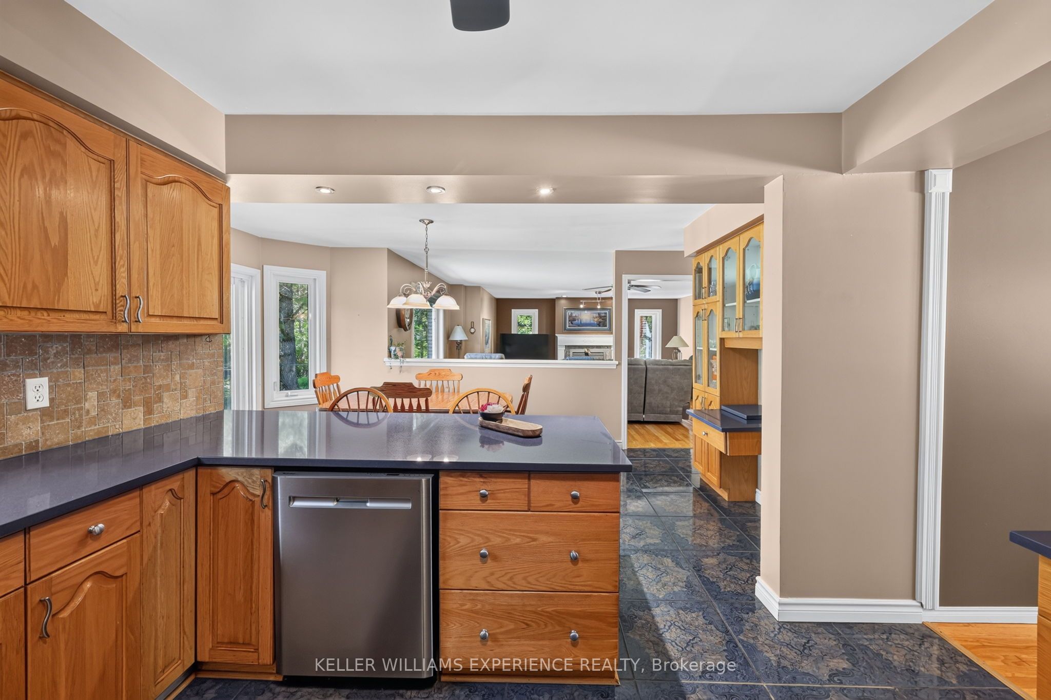 7831 5th Line Property Photo 19