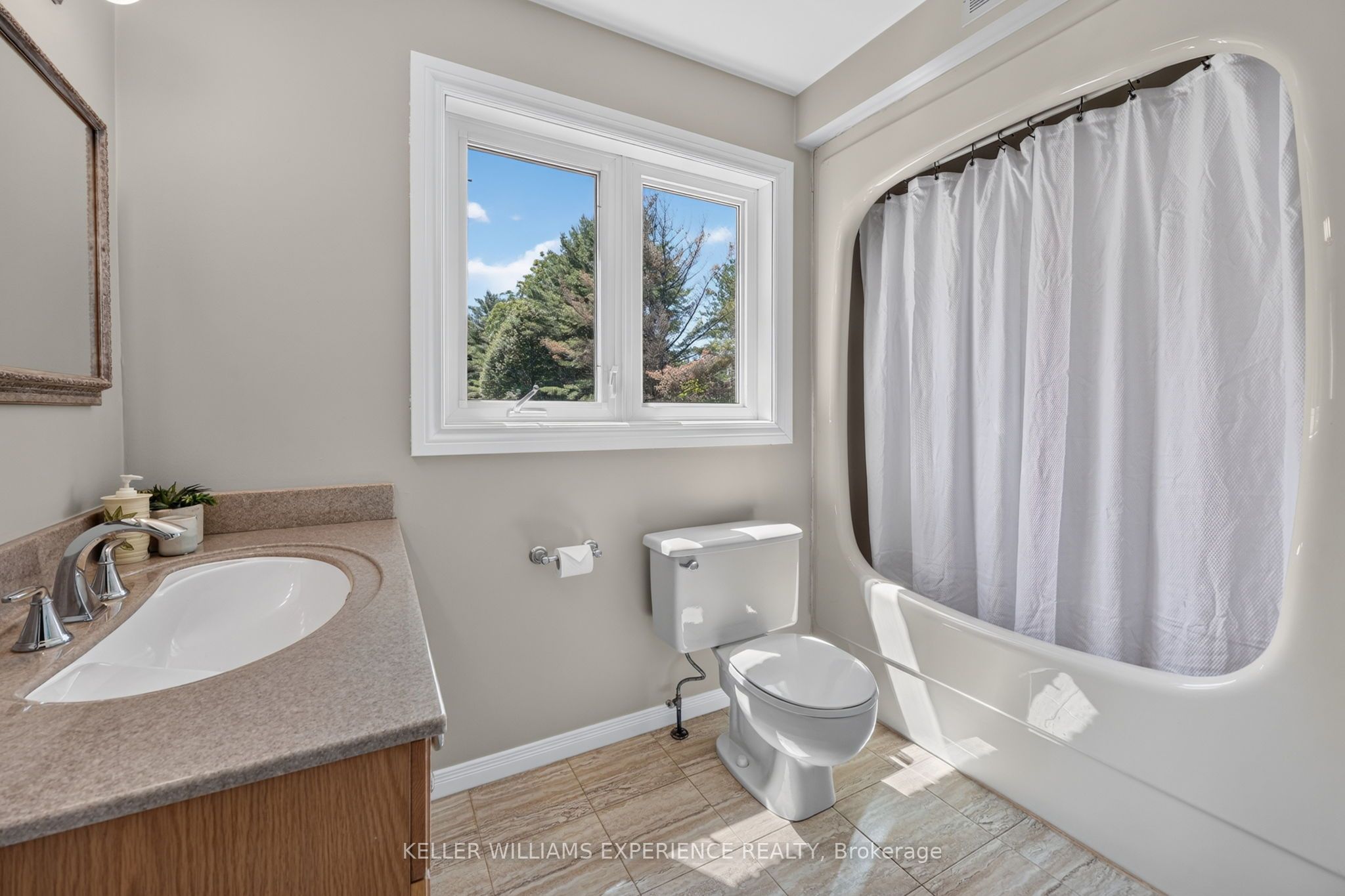 7831 5th Line Property Photo 35