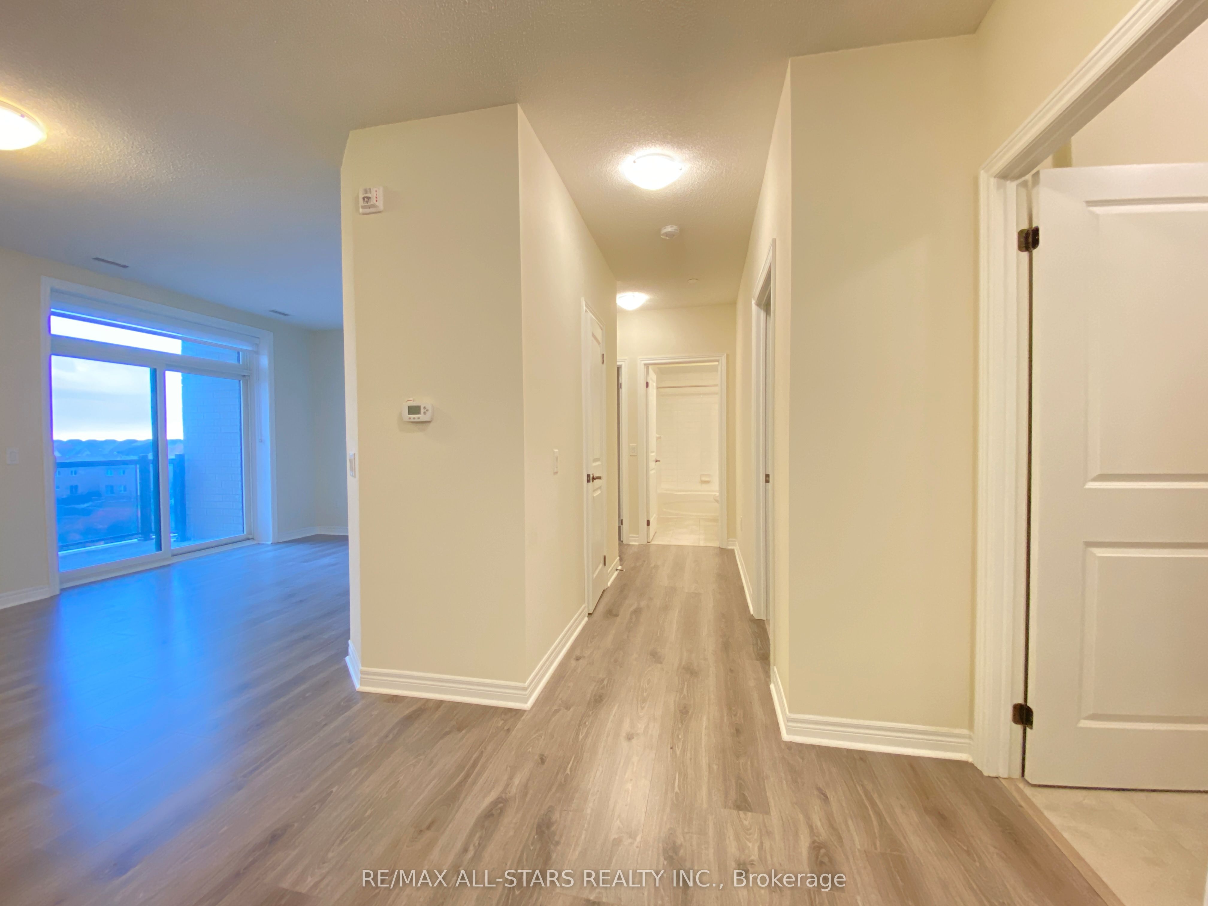39 New Delhi Drive 410 Property Photo 12