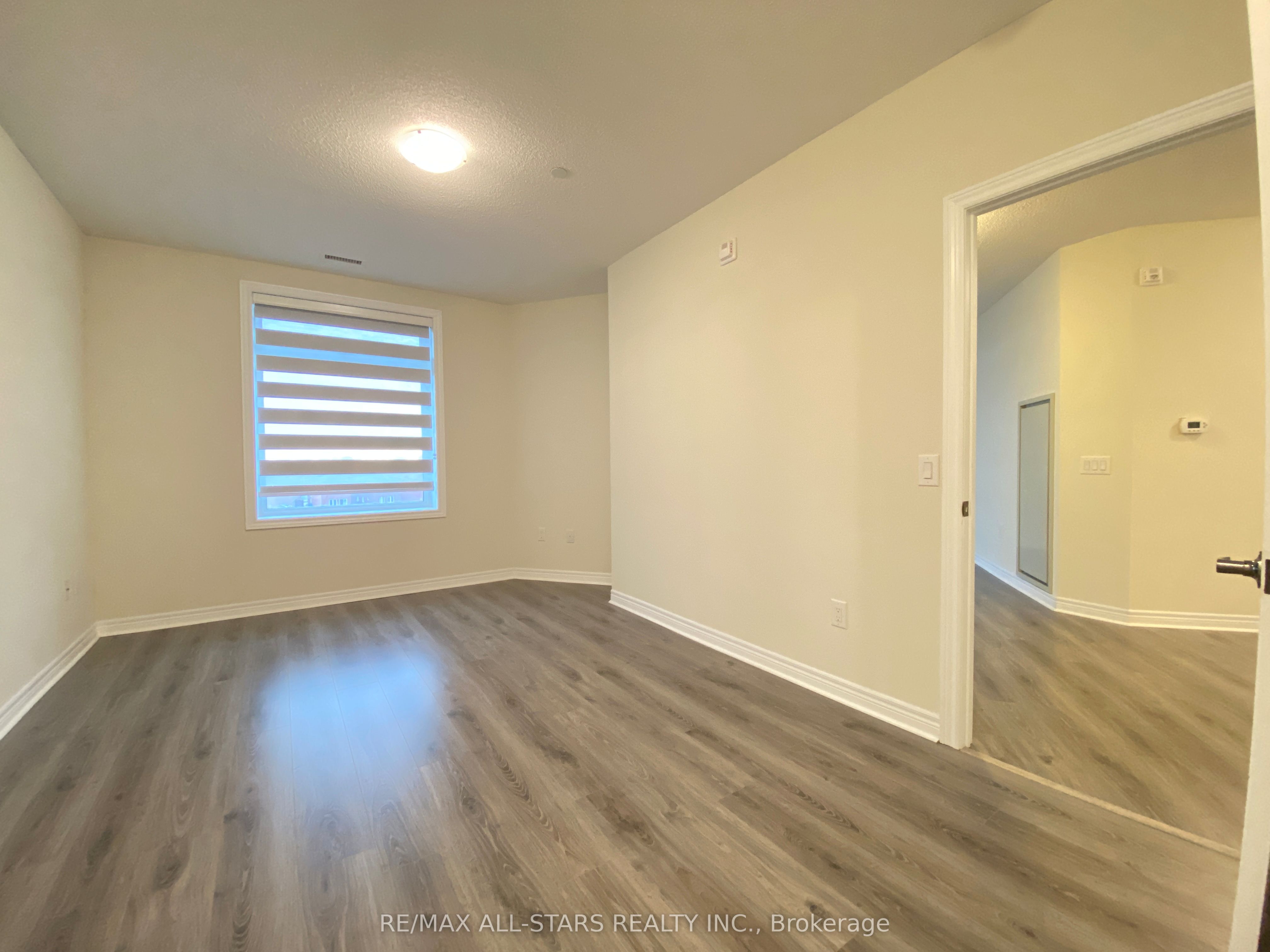 39 New Delhi Drive 410 Property Photo 17