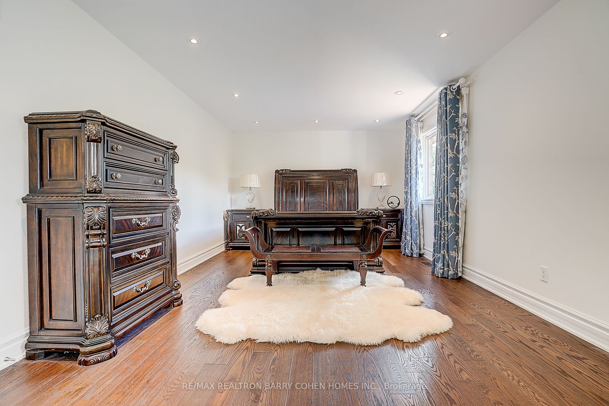44 Prince Edward Boulevard Property Photo 24