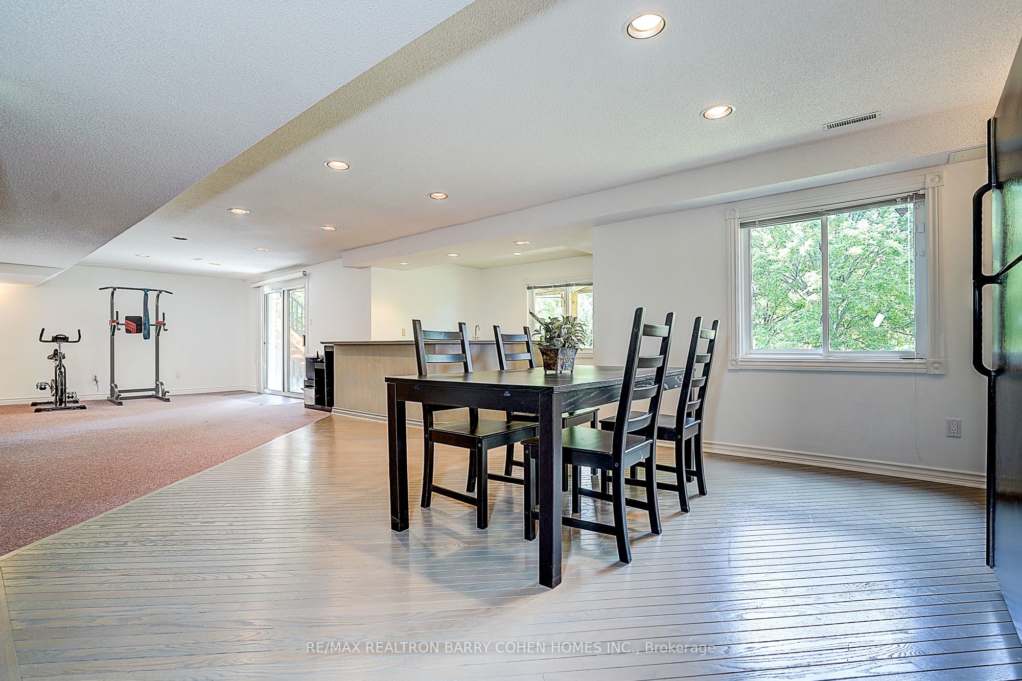 44 Prince Edward Boulevard Property Photo 39
