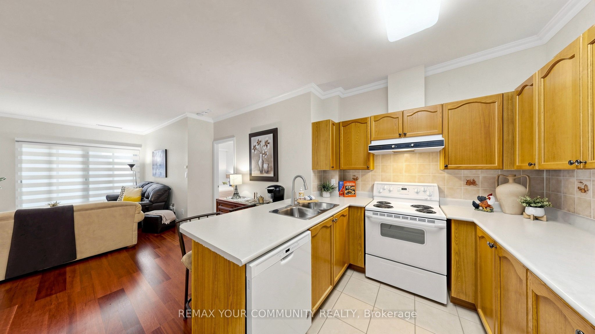 33 Wallace Street 214 Property Photo 9