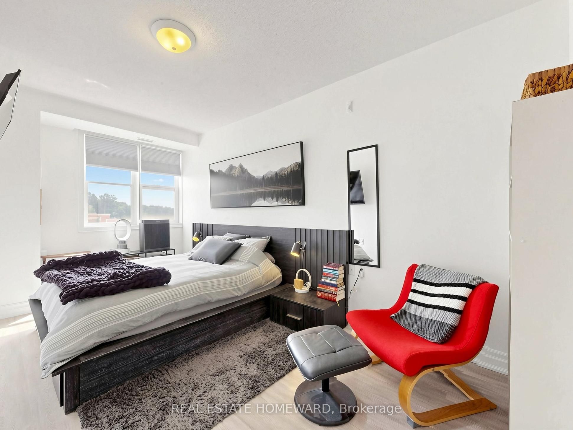 15450 Yonge Street 309 Property Photo 12