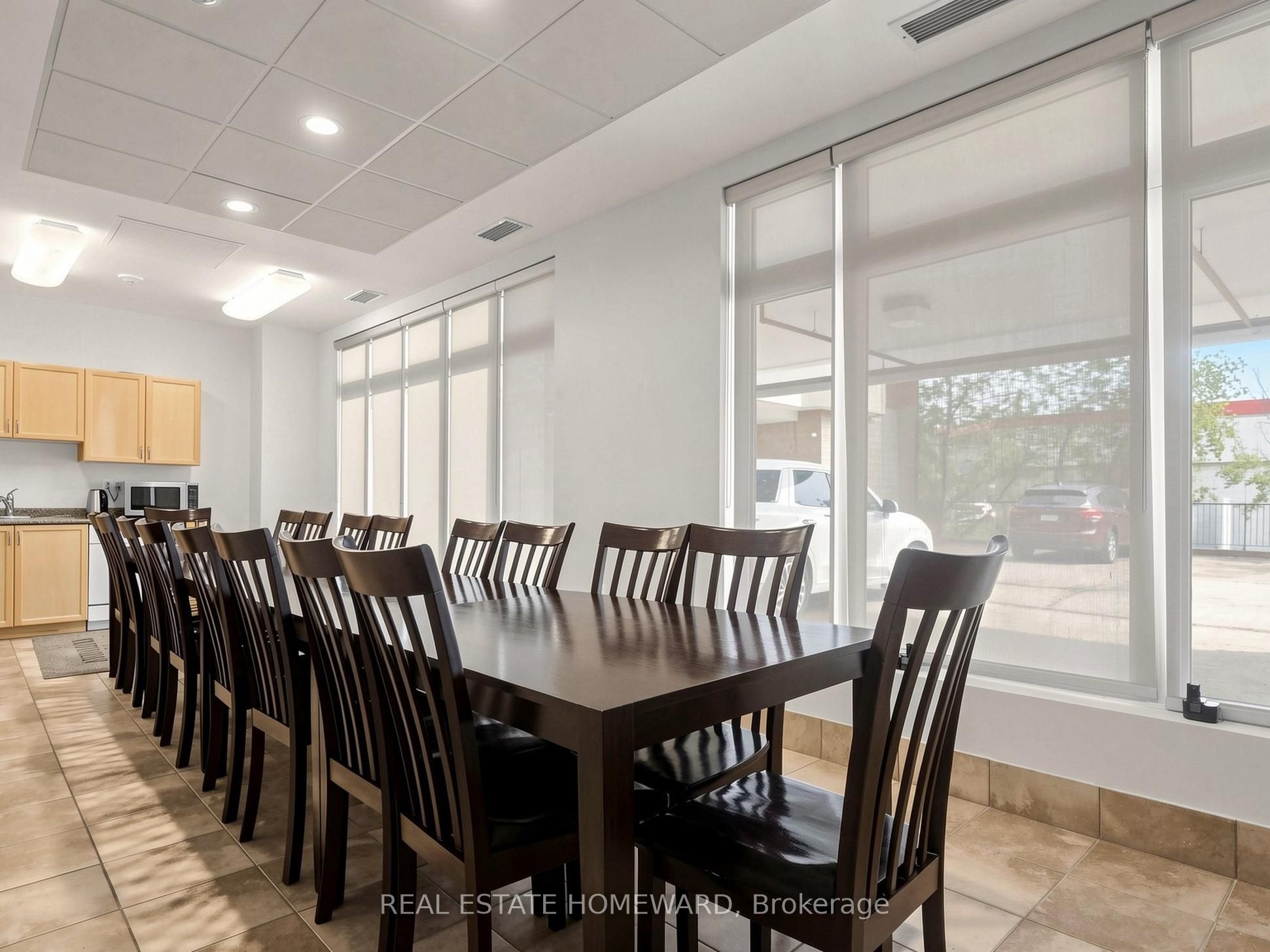 15450 Yonge Street 309 Property Photo 25