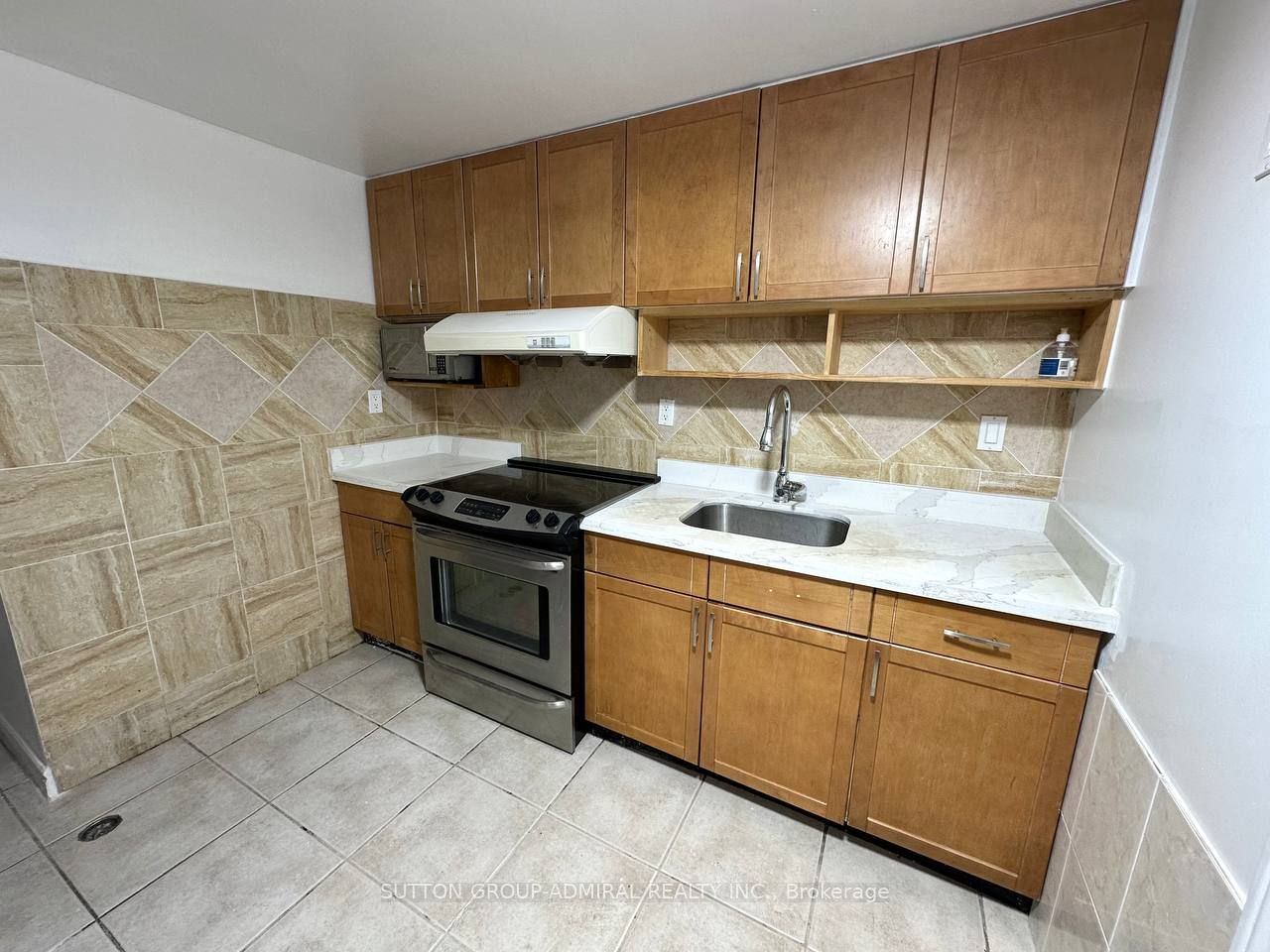 16 Fairty Drive Bsmt Property Photo 2