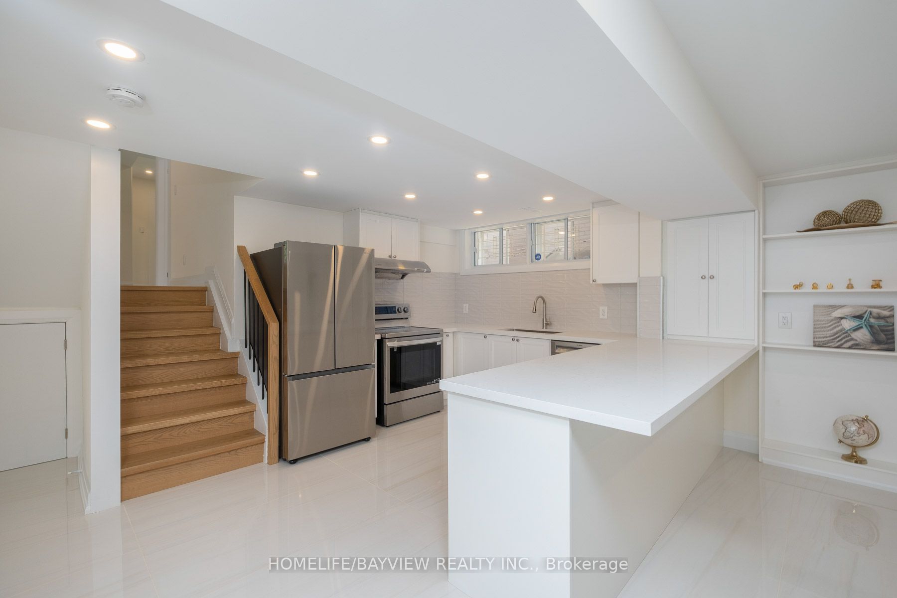 164 Steeles Avenue E Property Photo 26