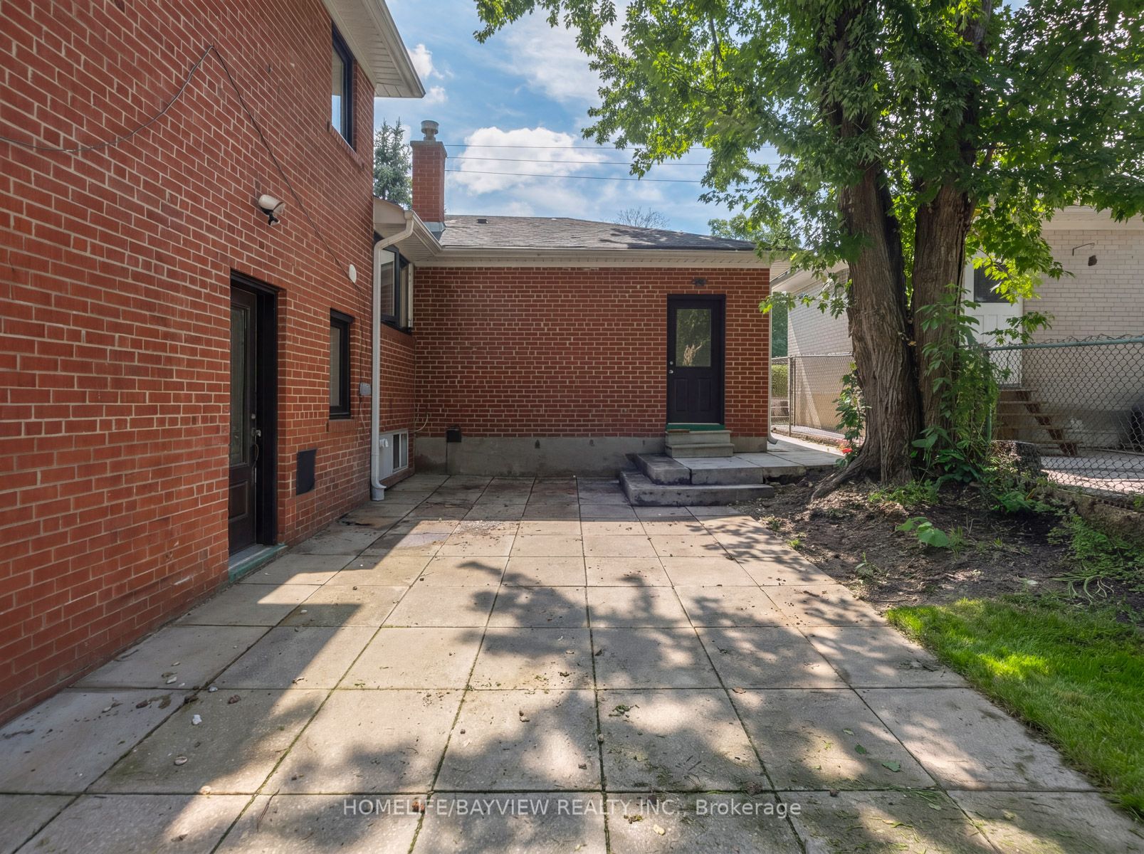164 Steeles Avenue E Property Photo 30