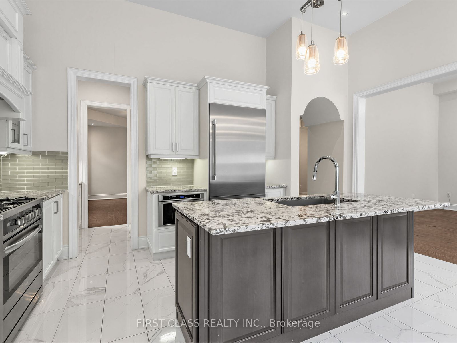 16 Macdonald Court Property Photo 14
