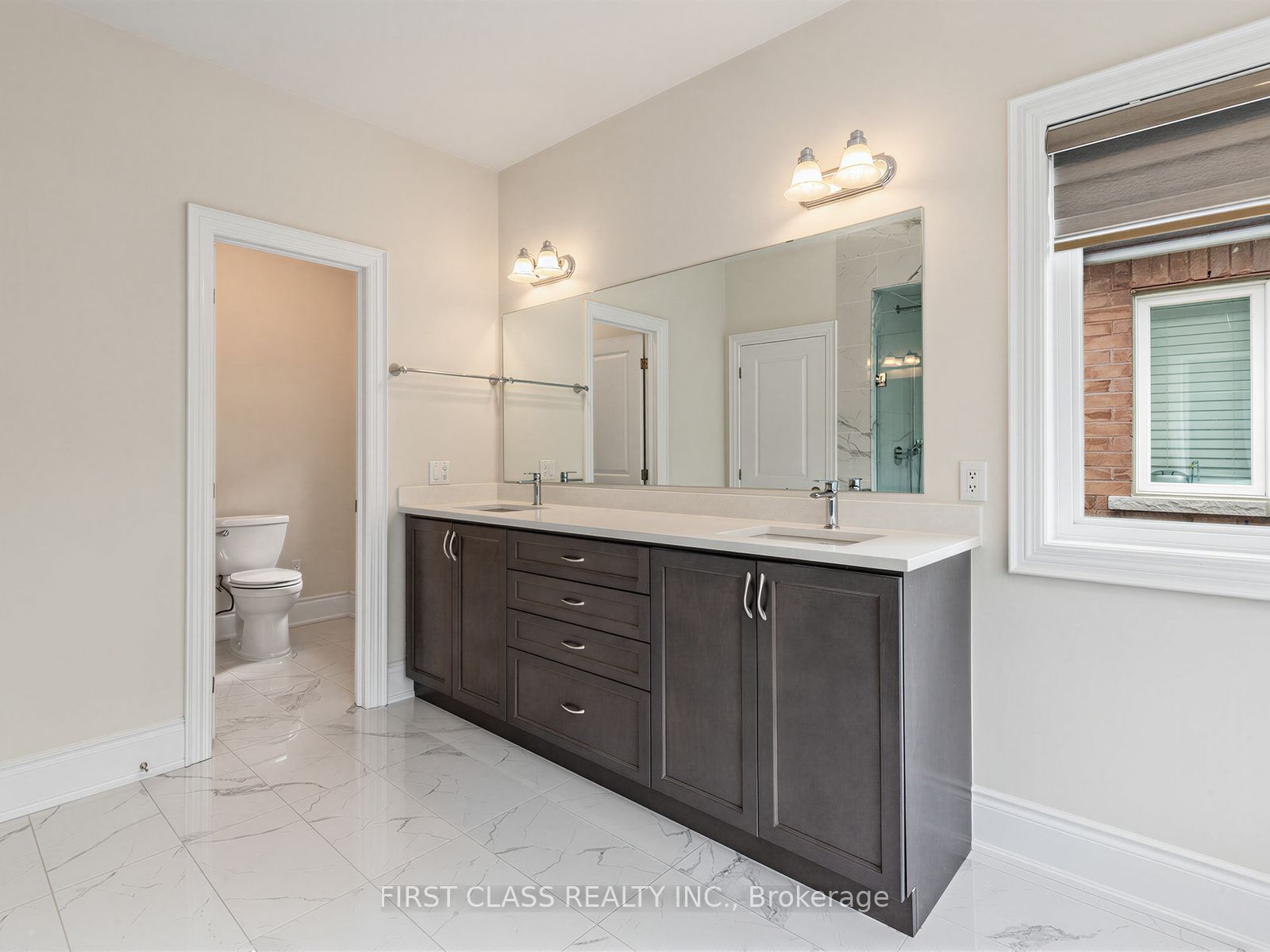 16 Macdonald Court Property Photo 33
