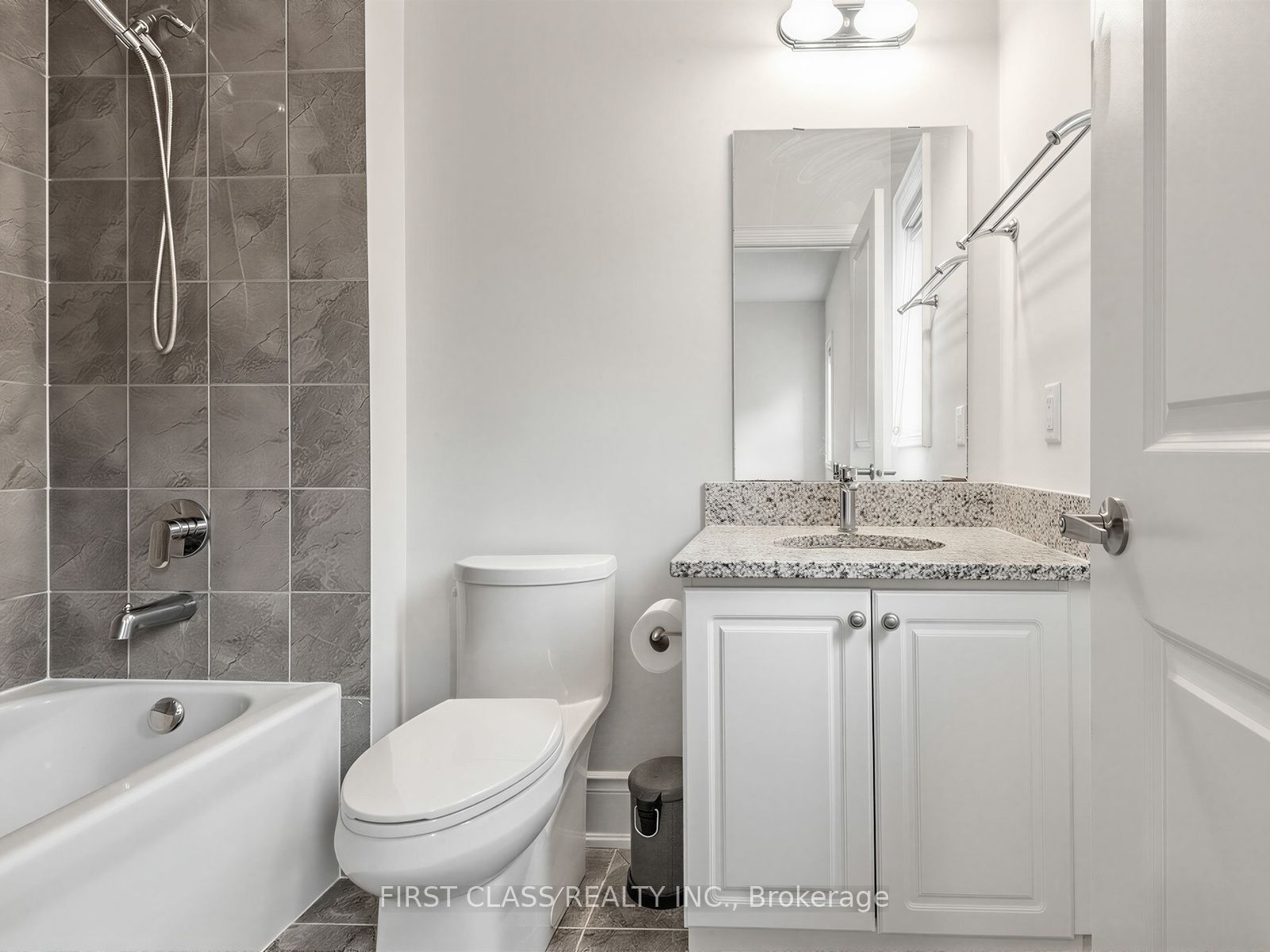 16 Macdonald Court Property Photo 38