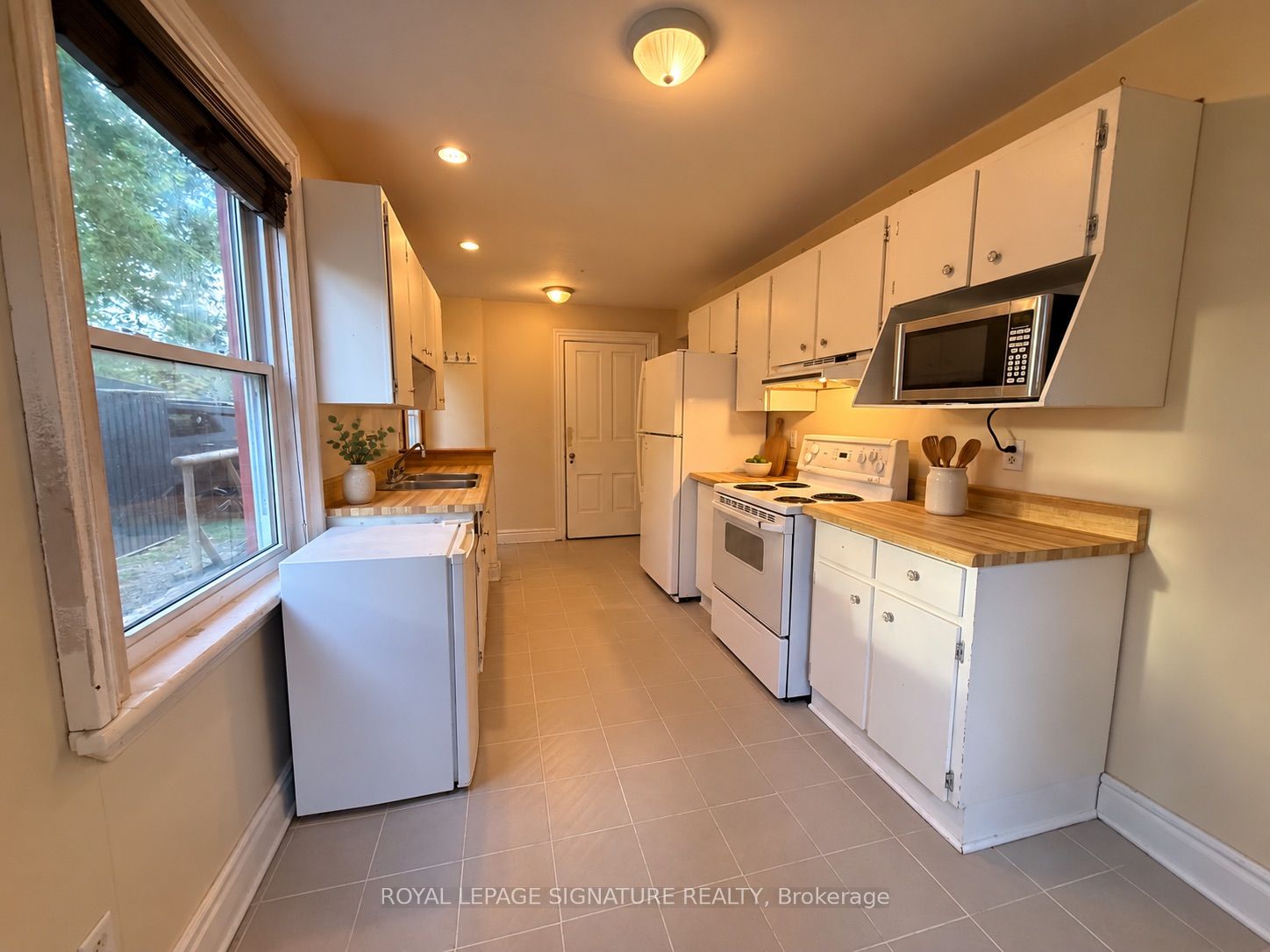 2 Jones Street Property Photo 5