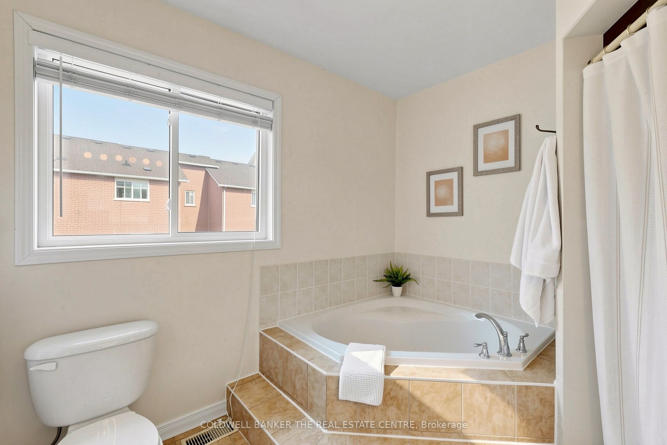 260 Flagstone Way Property Photo 27