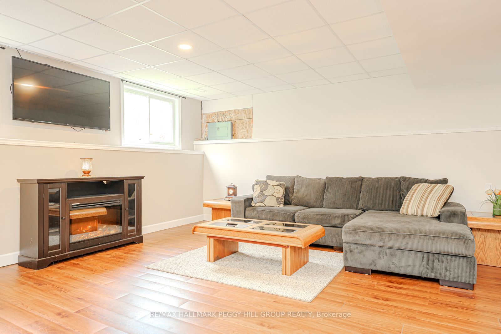 8747 10th Line Property Photo 15