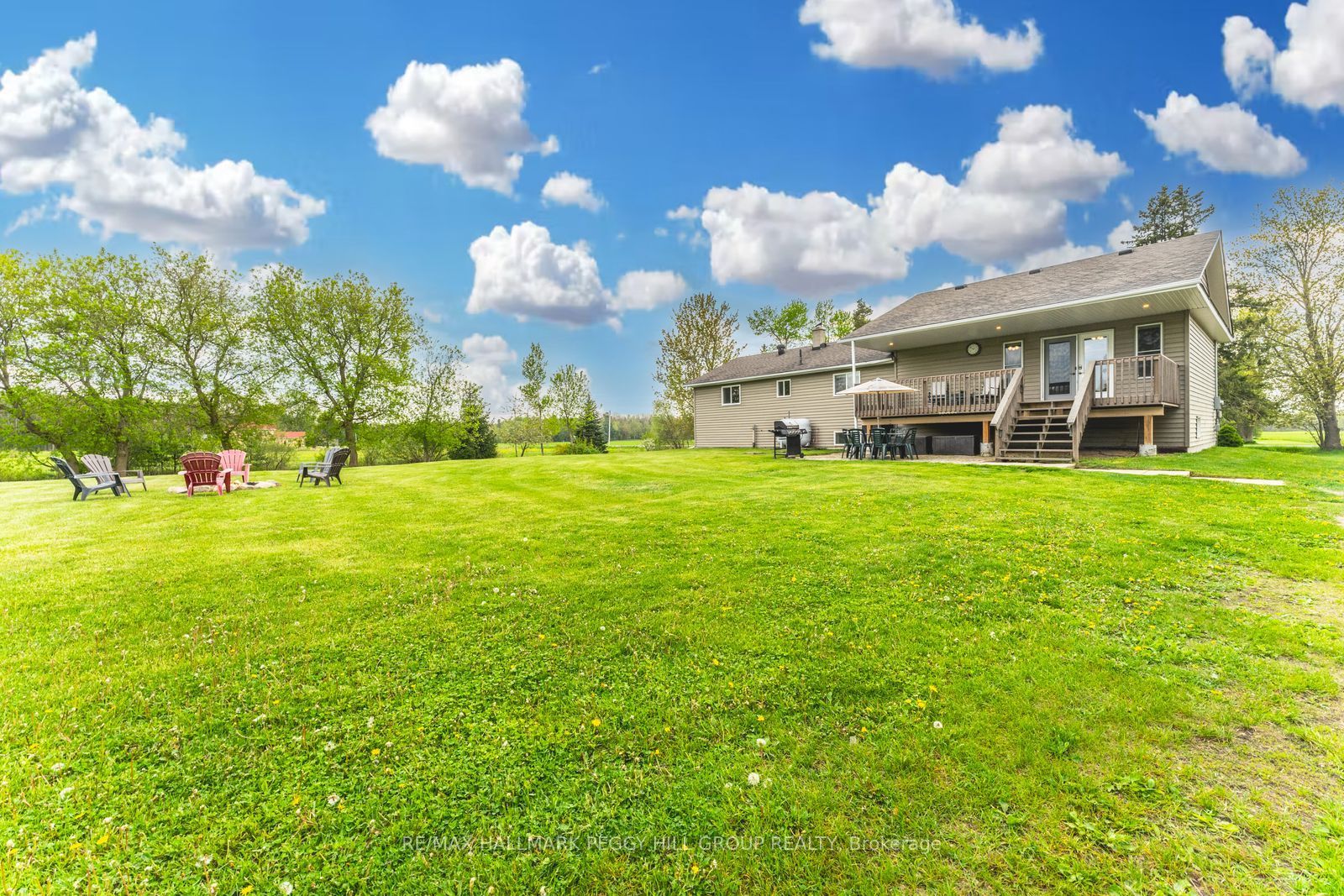8747 10th Line Property Photo 19