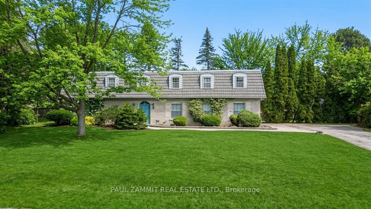 8 Lafayette Place Property Photo 6