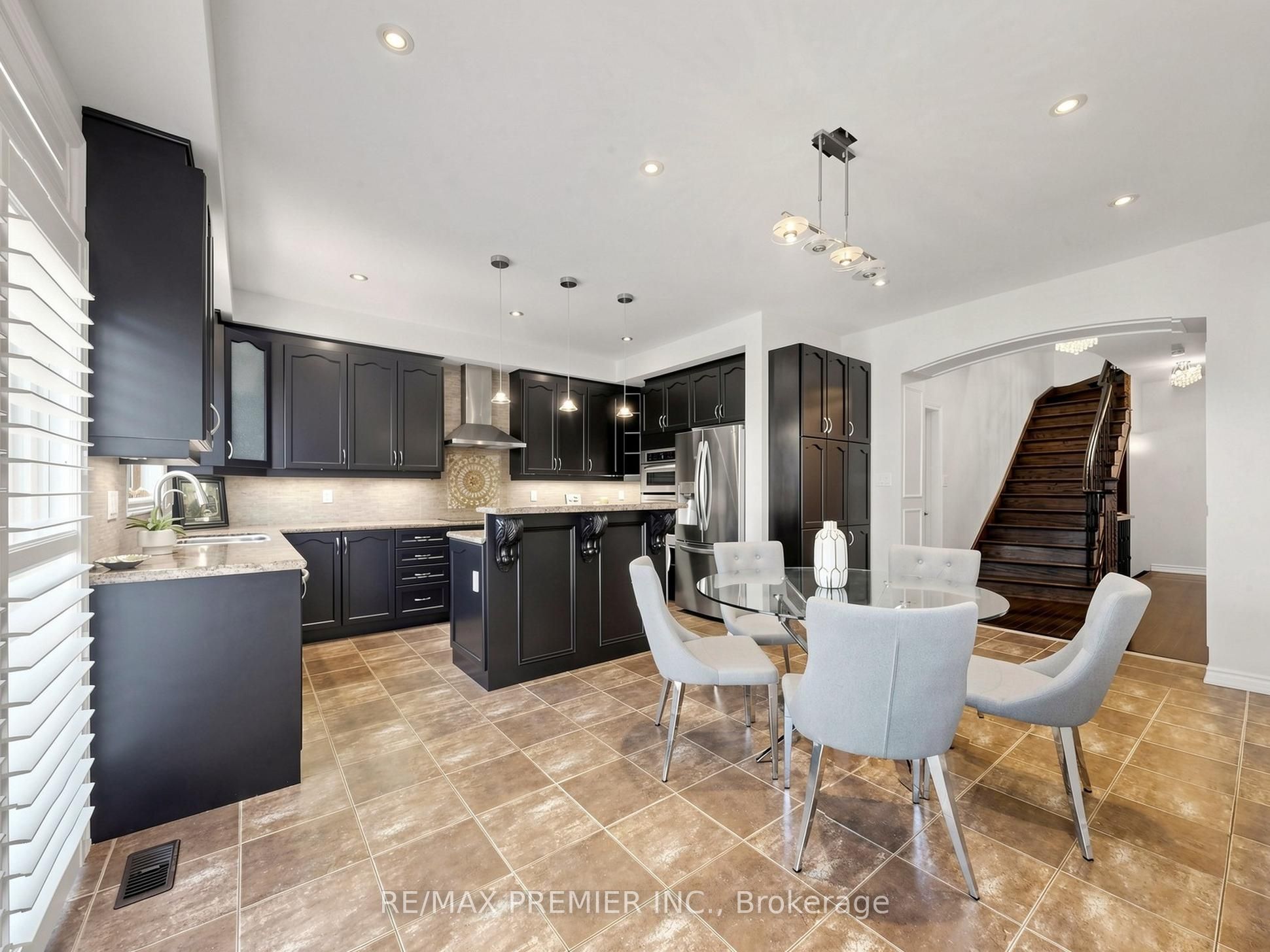 50 Ascalon Drive Property Photo 13