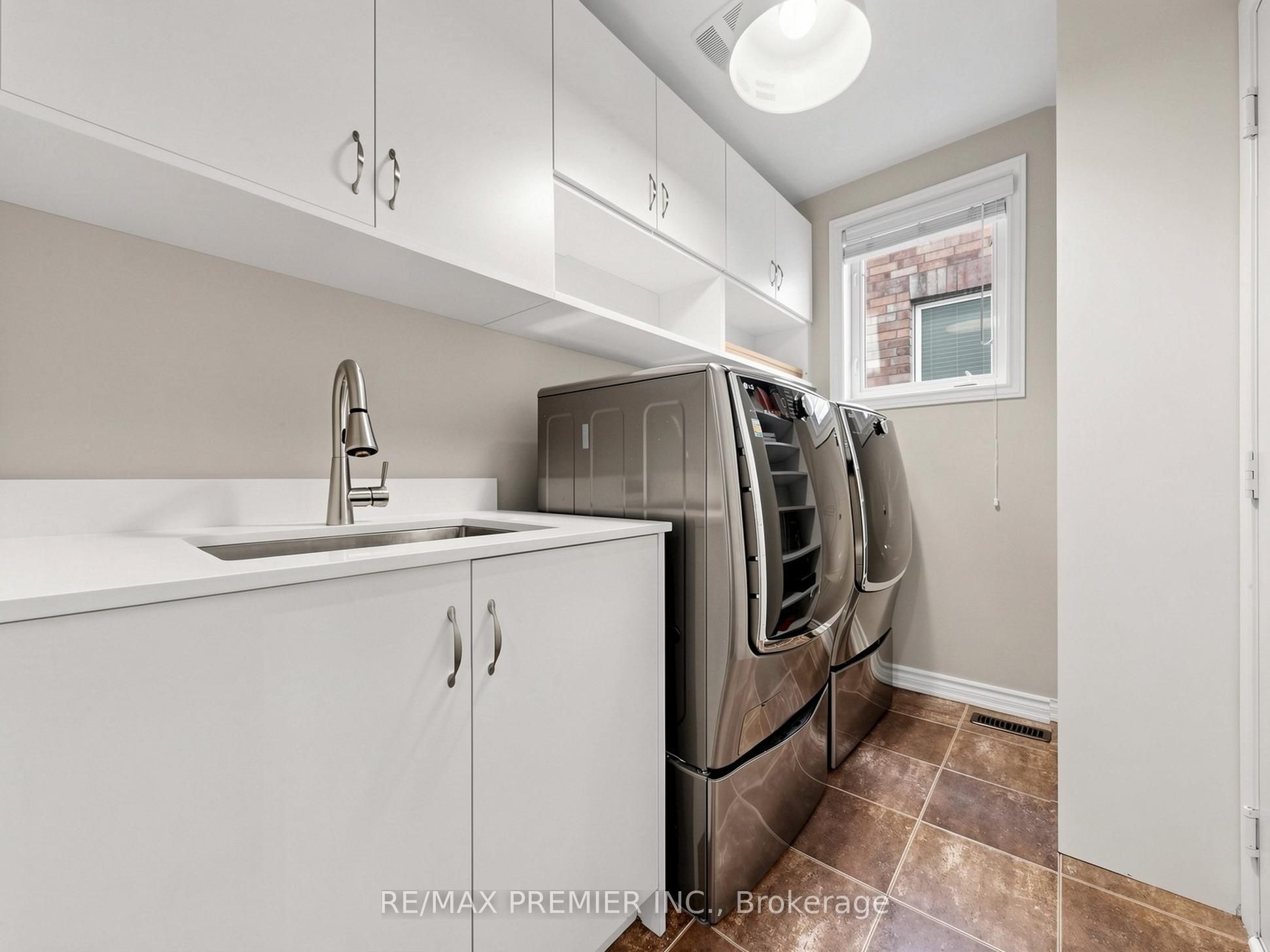 50 Ascalon Drive Property Photo 17