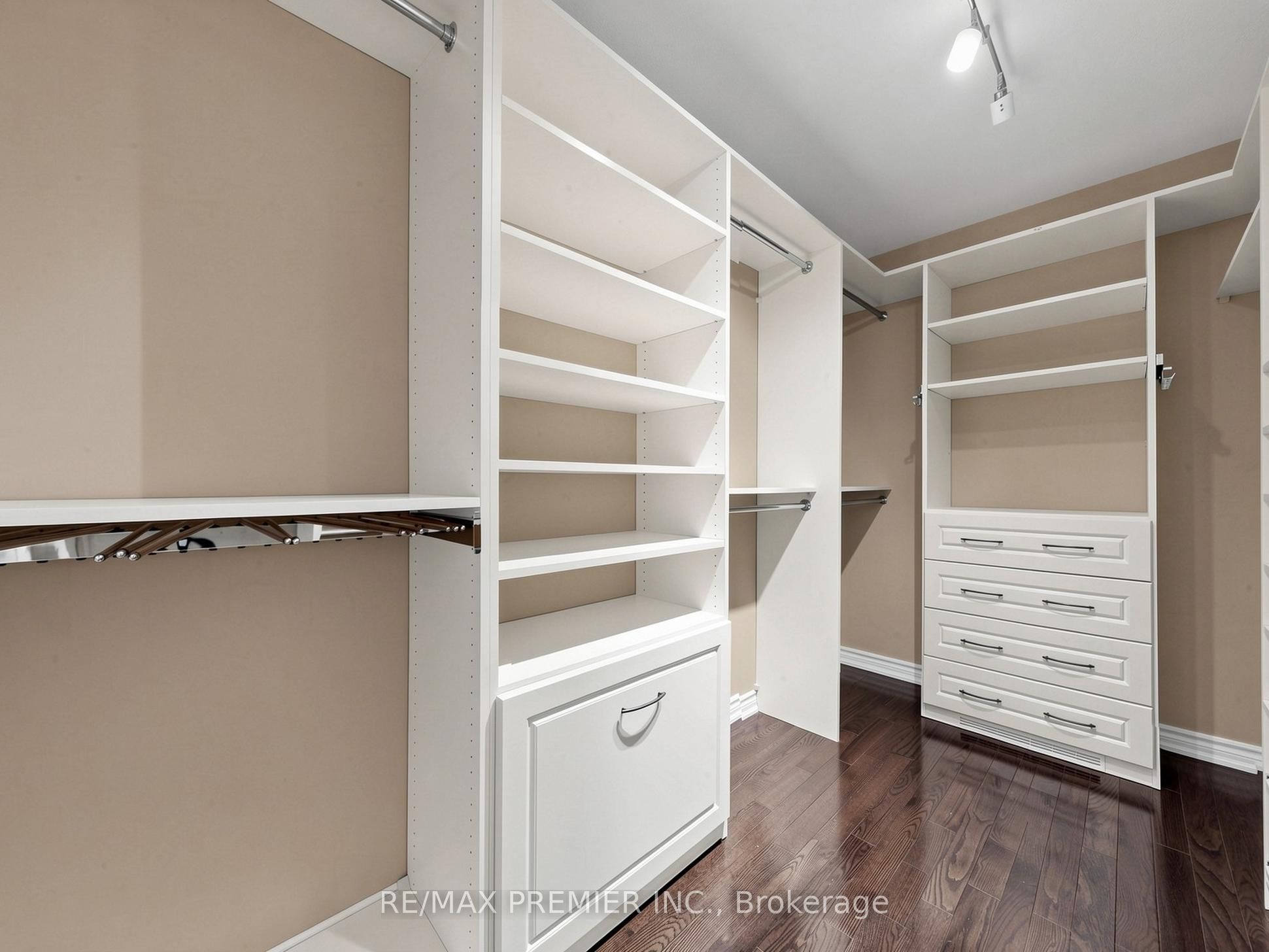 50 Ascalon Drive Property Photo 21