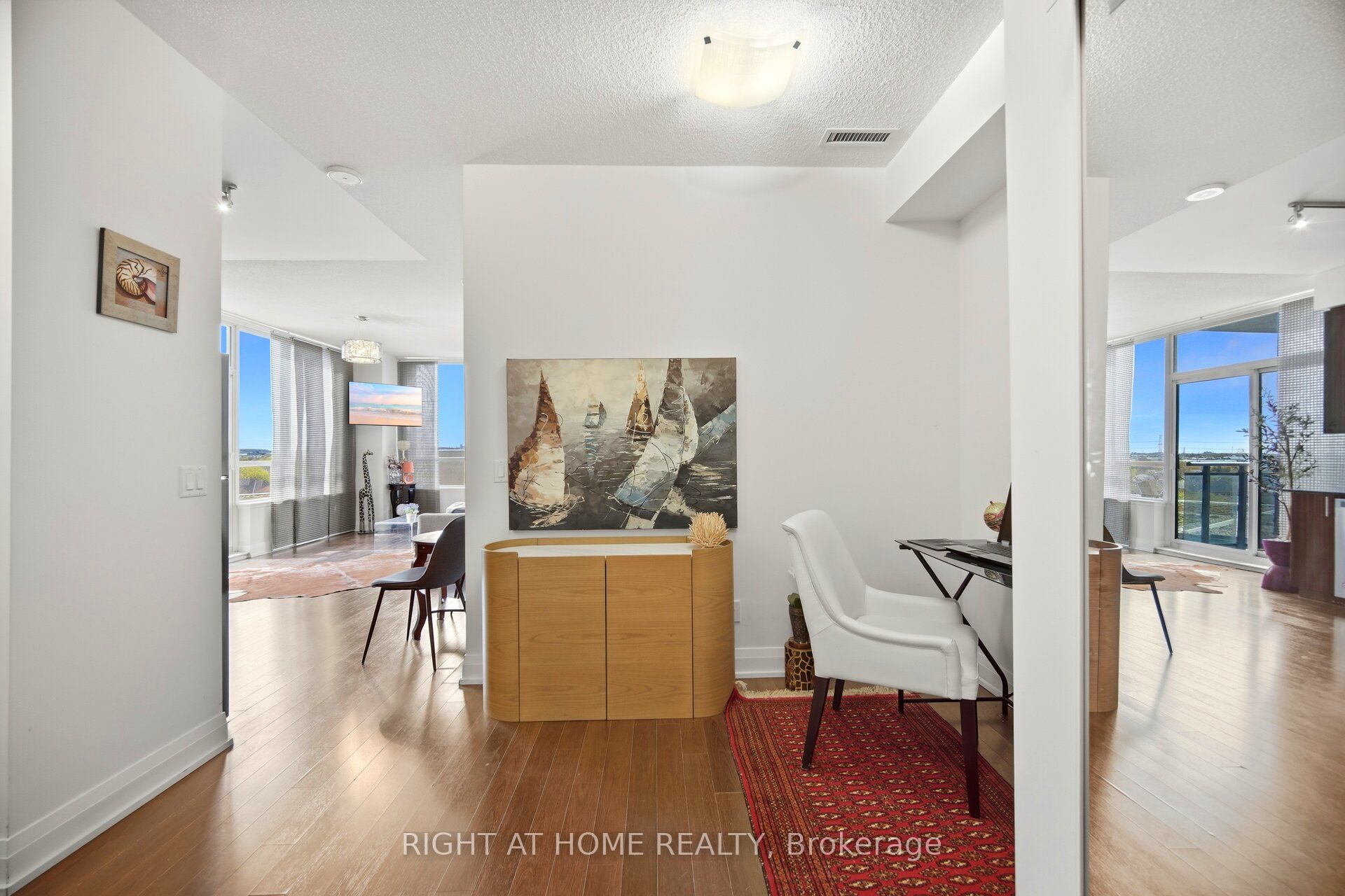 85 North Park Road 612 Property Photo 14