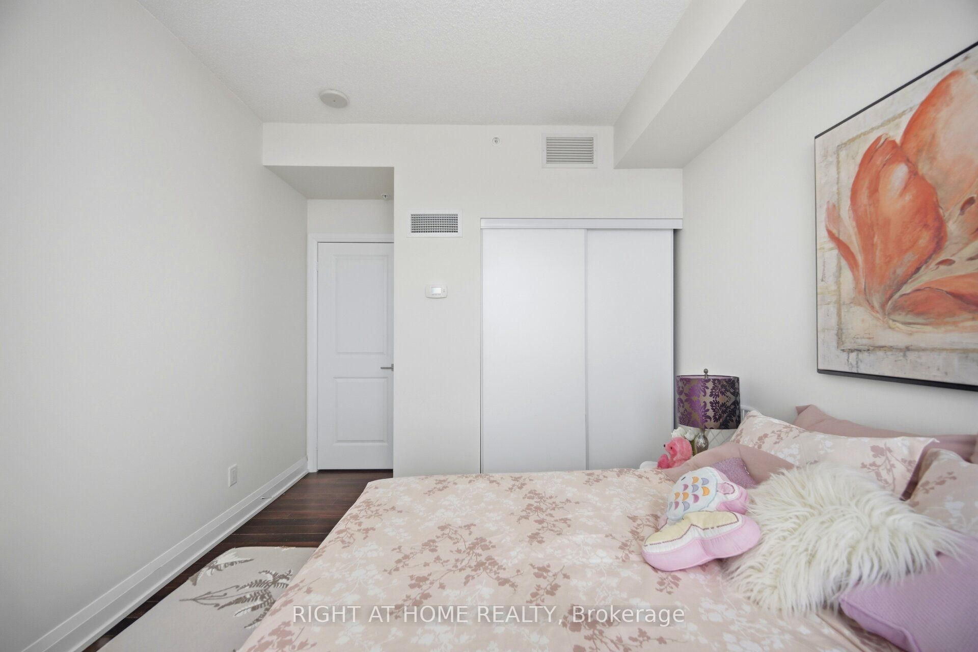 85 North Park Road 612 Property Photo 25