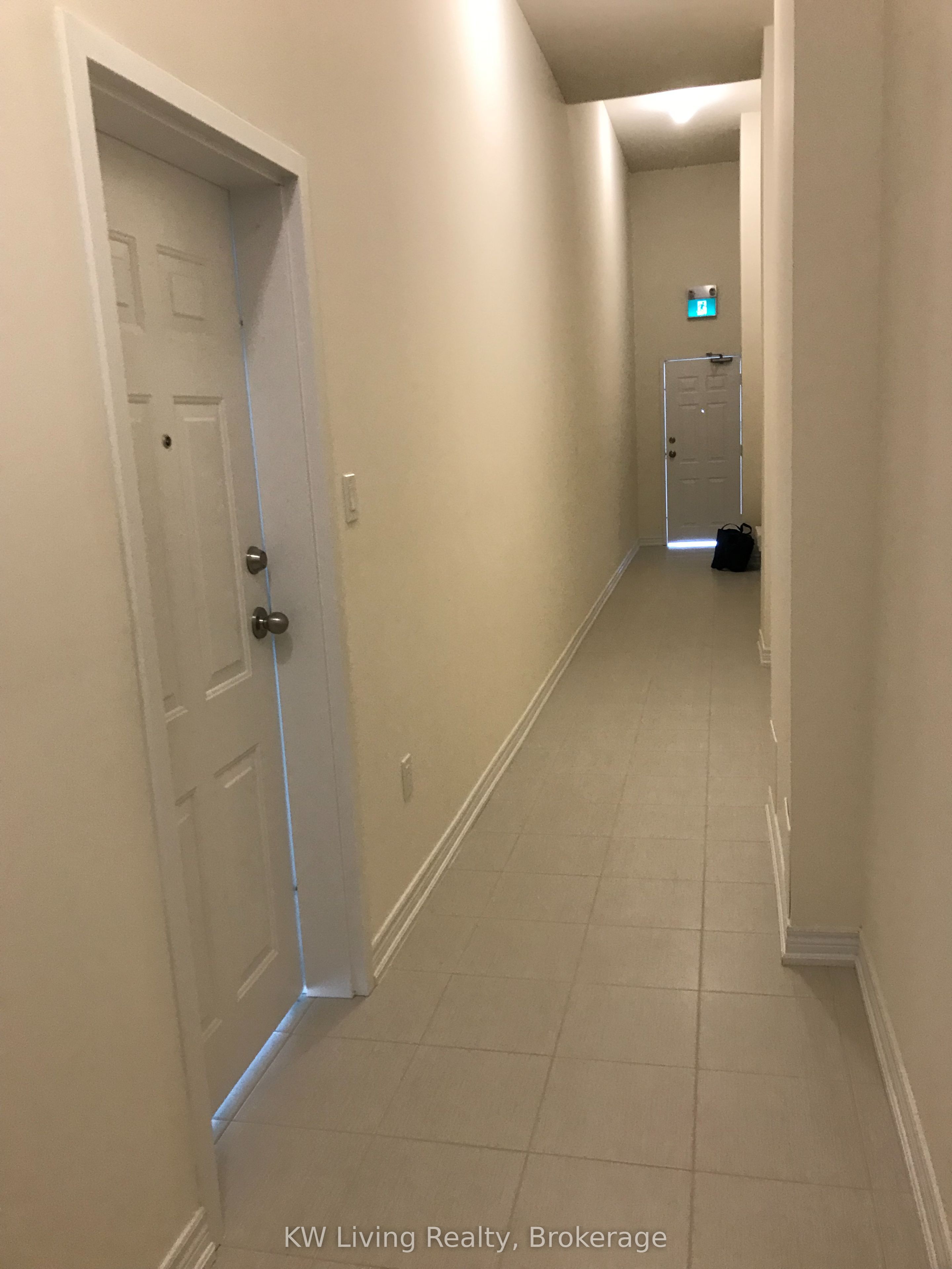 8 Nipigon Avenue Property Photo 3