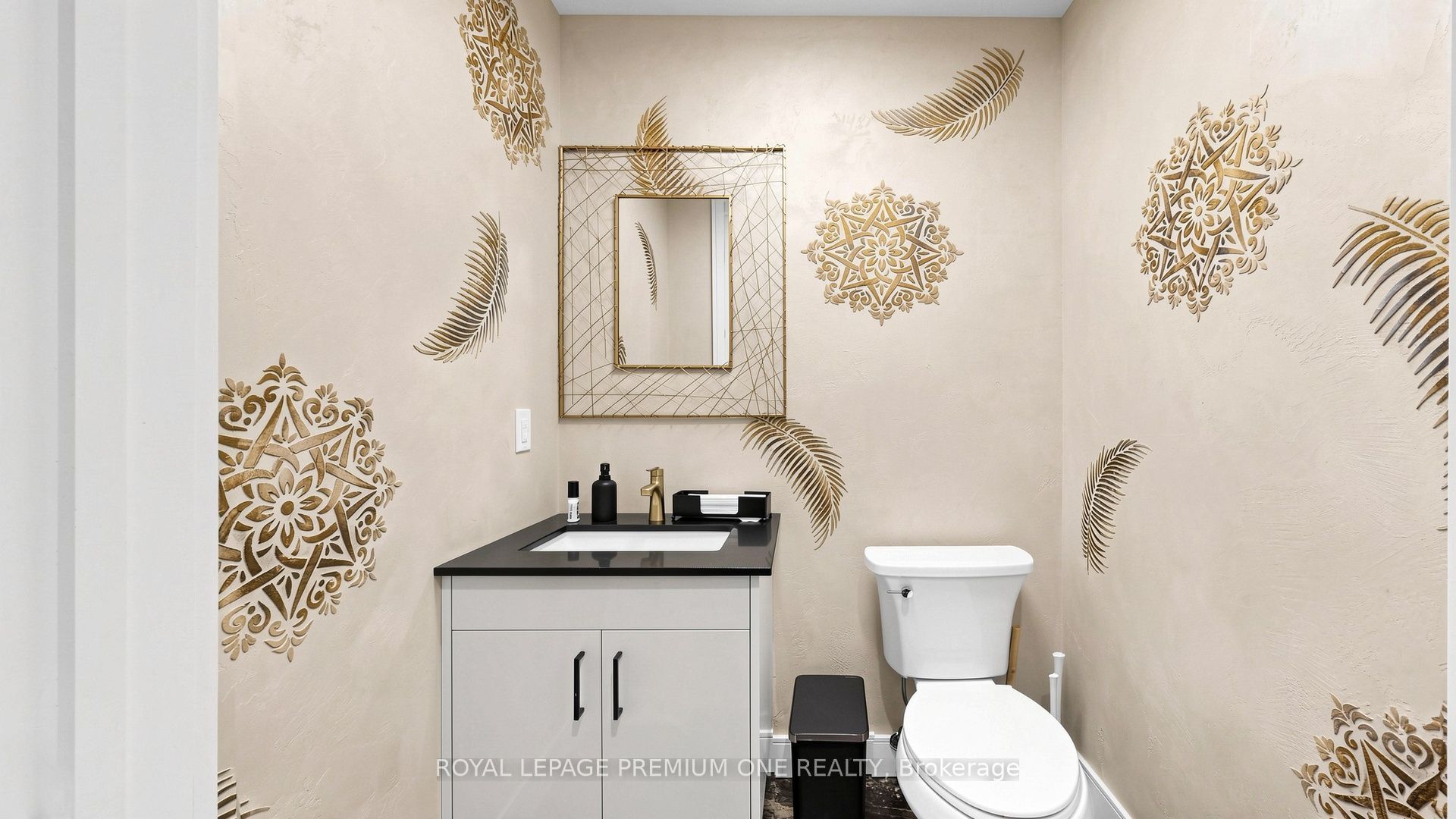 445 Edgeley Boulevard 8 Property Photo 29