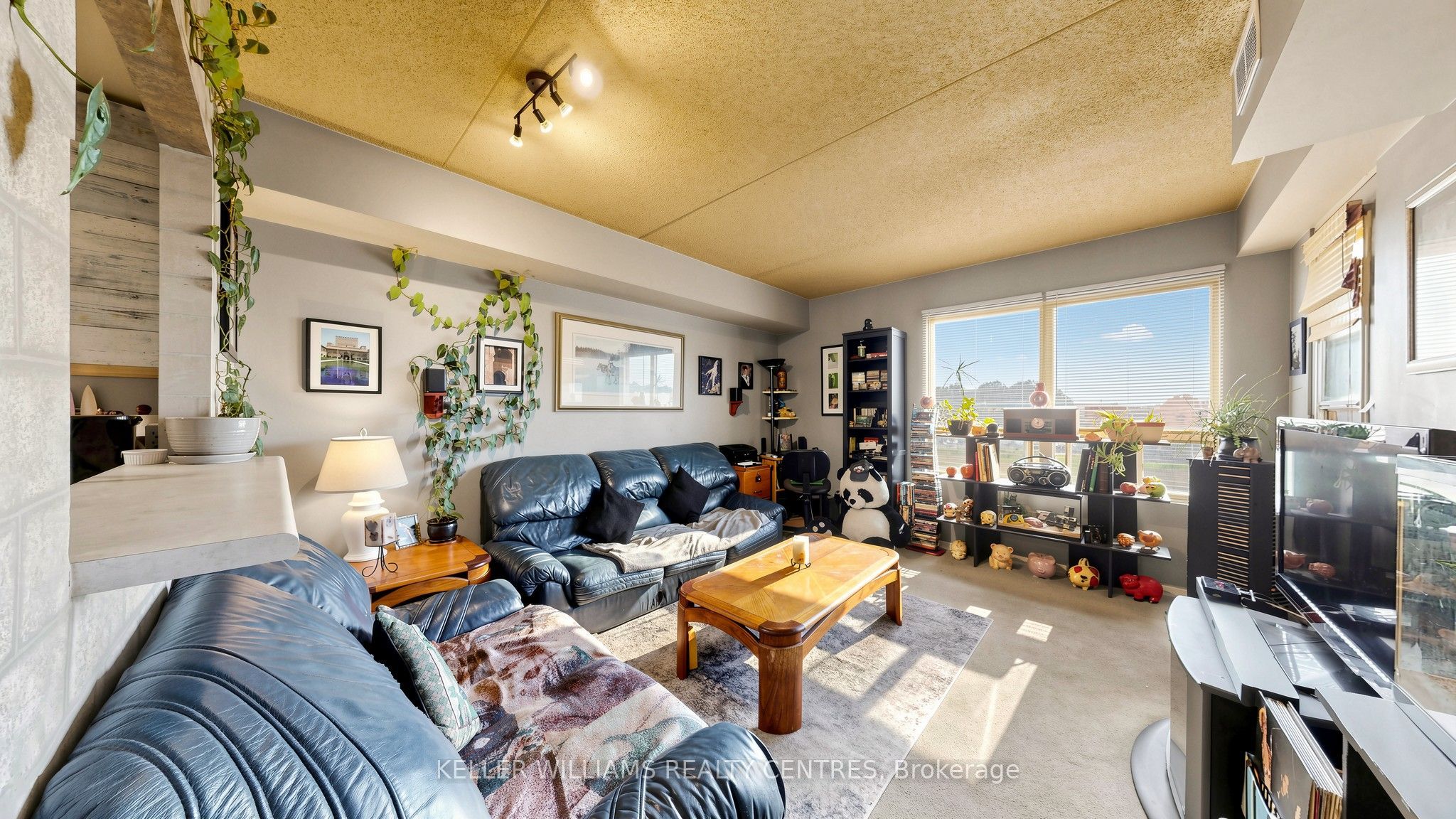 160 Wellington Street E 417 Property Photo 10