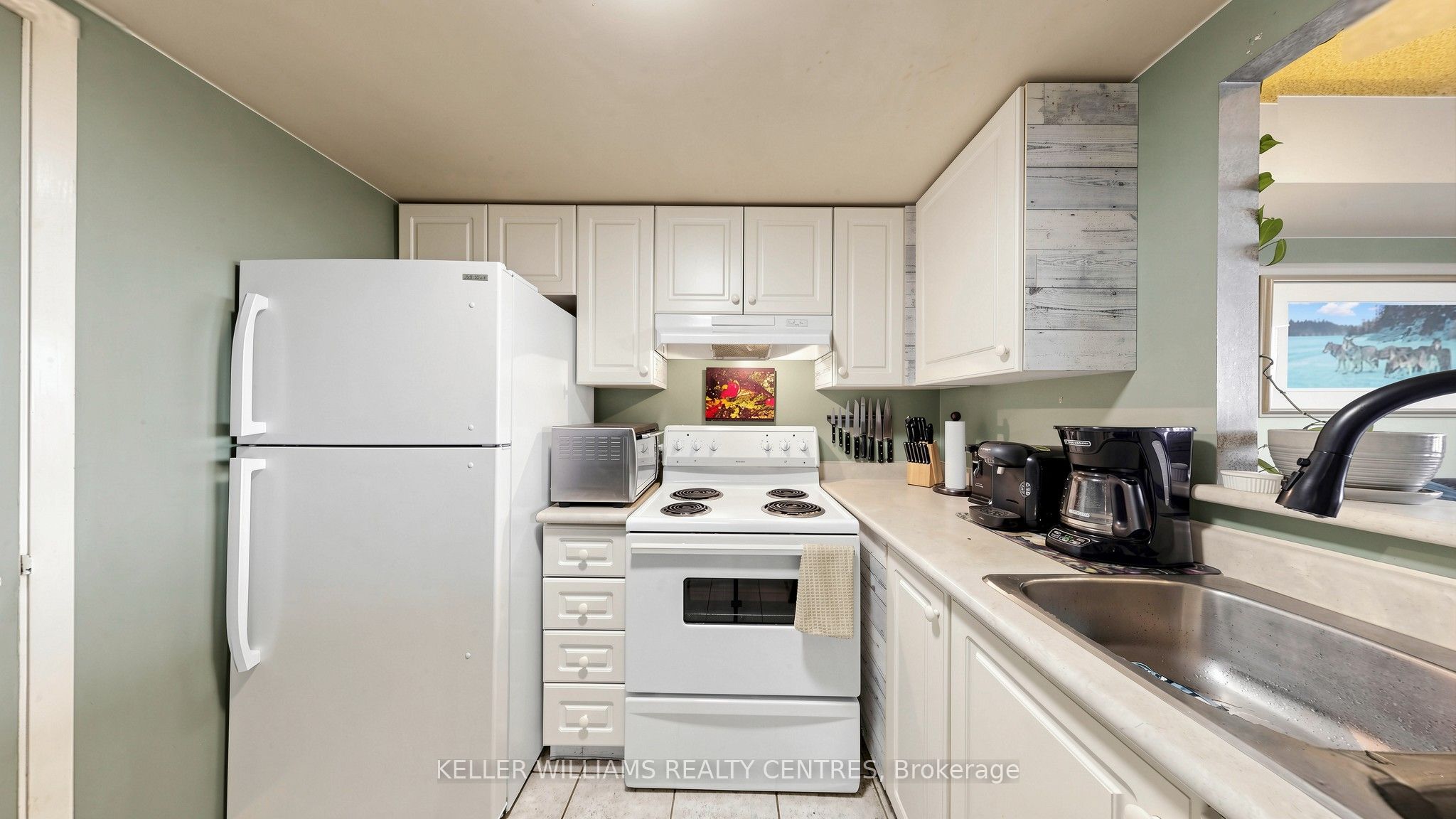 160 Wellington Street E 417 Property Photo 18