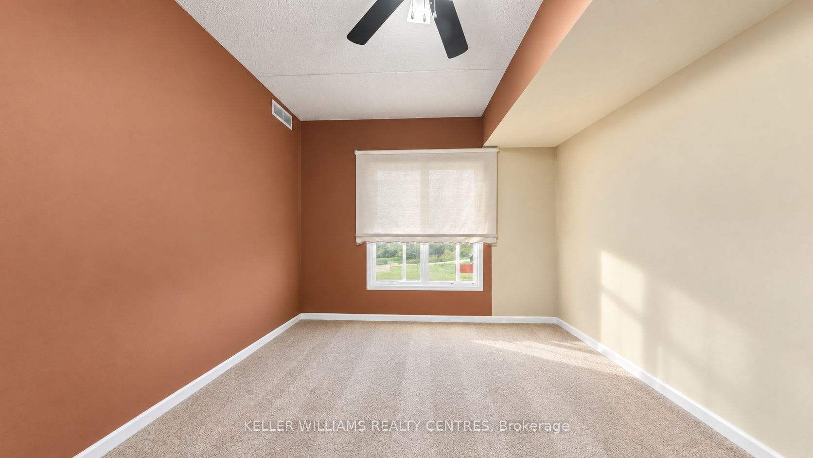 160 Wellington Street E 417 Property Photo 24