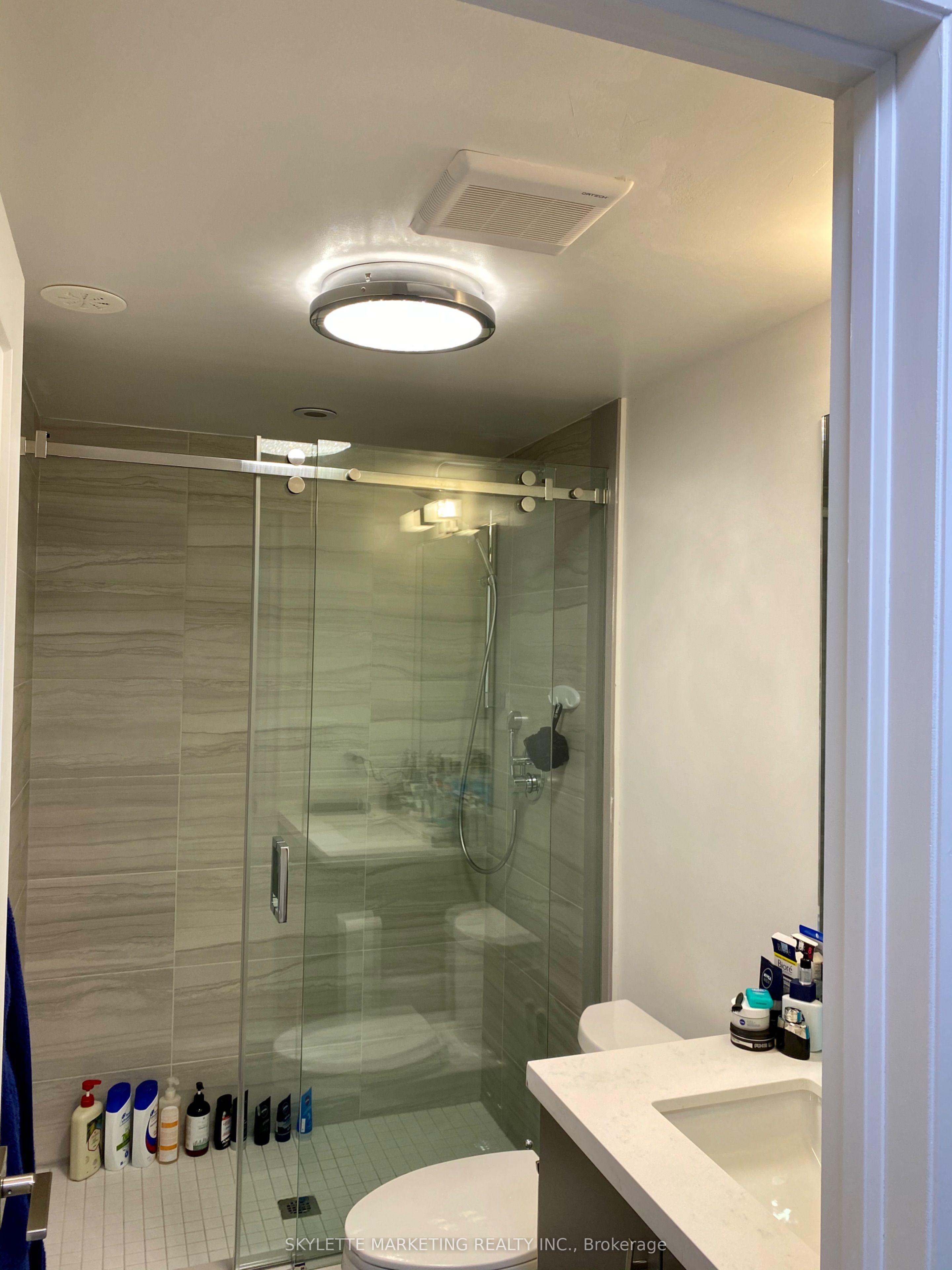 82 South Park Road 72 Property Photo 17