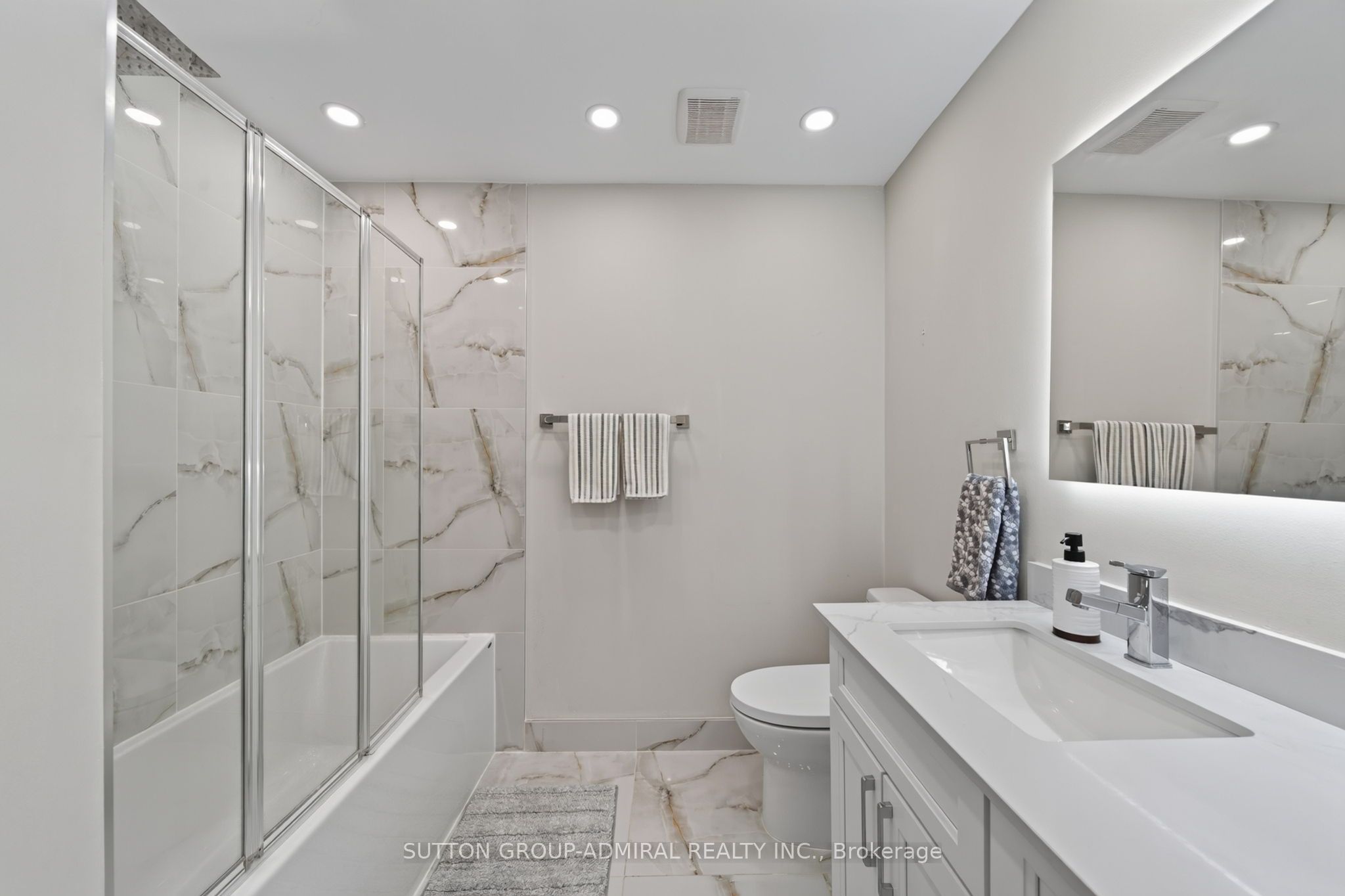 770 Pam Crescent Property Photo 27