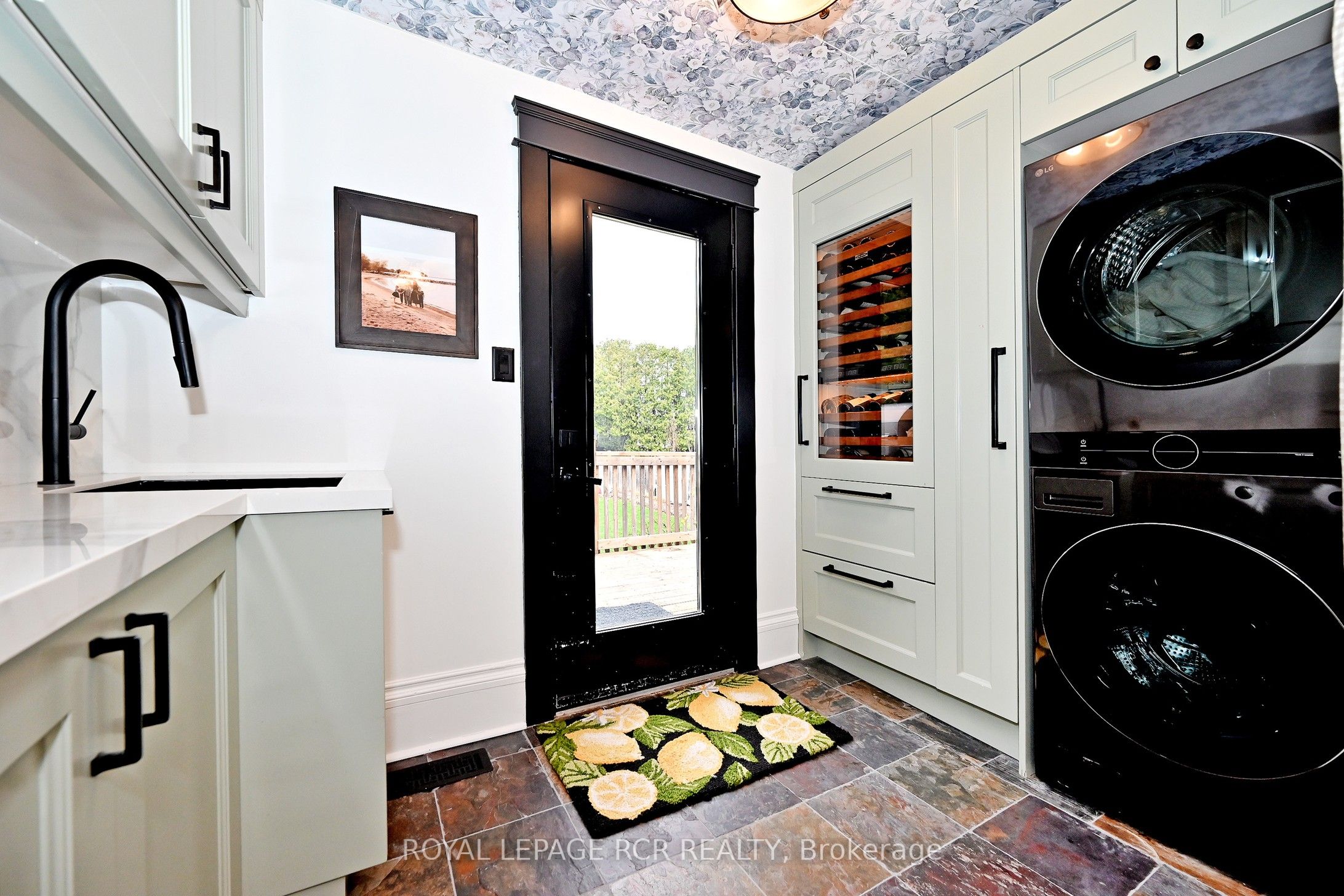 58 Tyler Street Property Photo 16