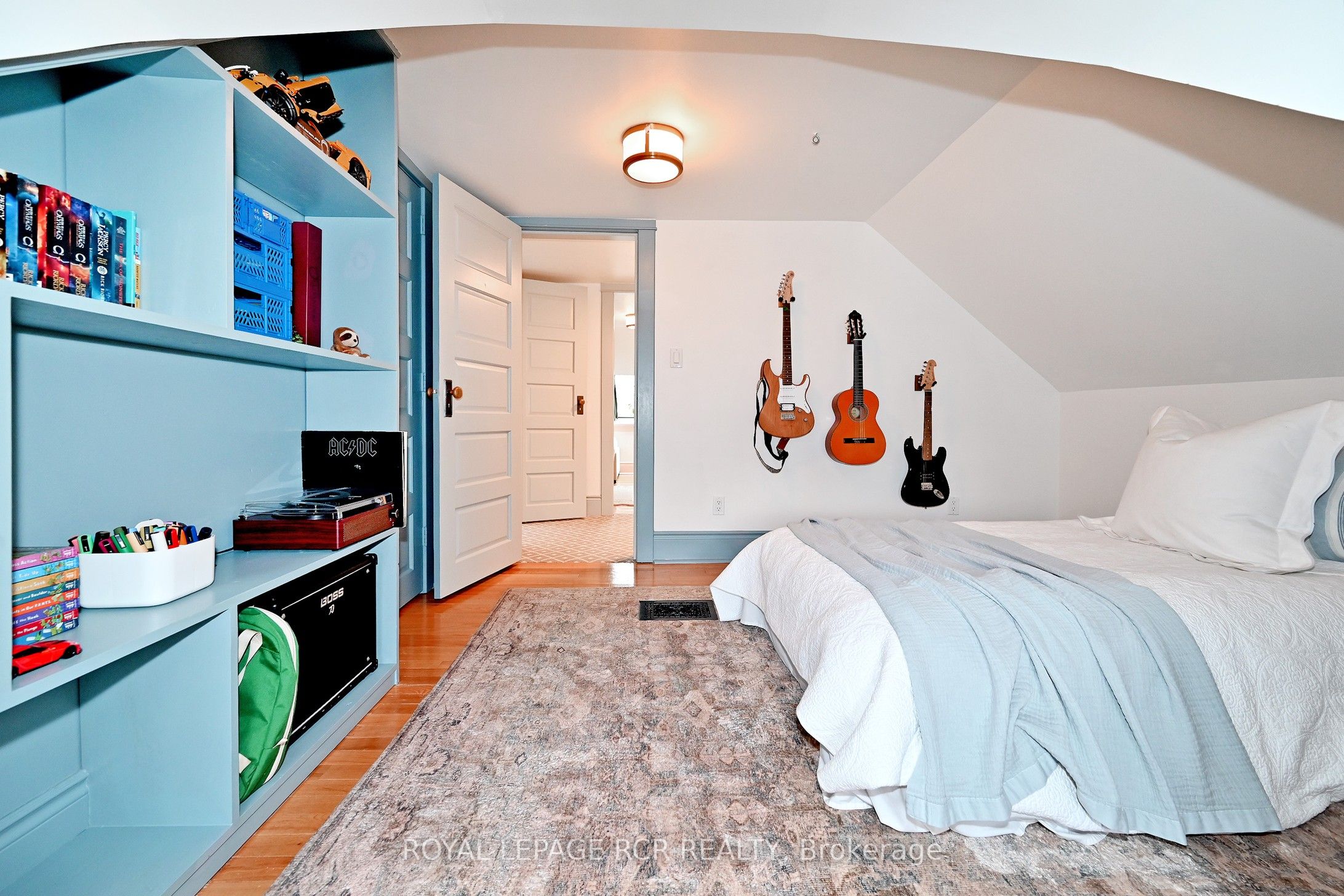 58 Tyler Street Property Photo 34