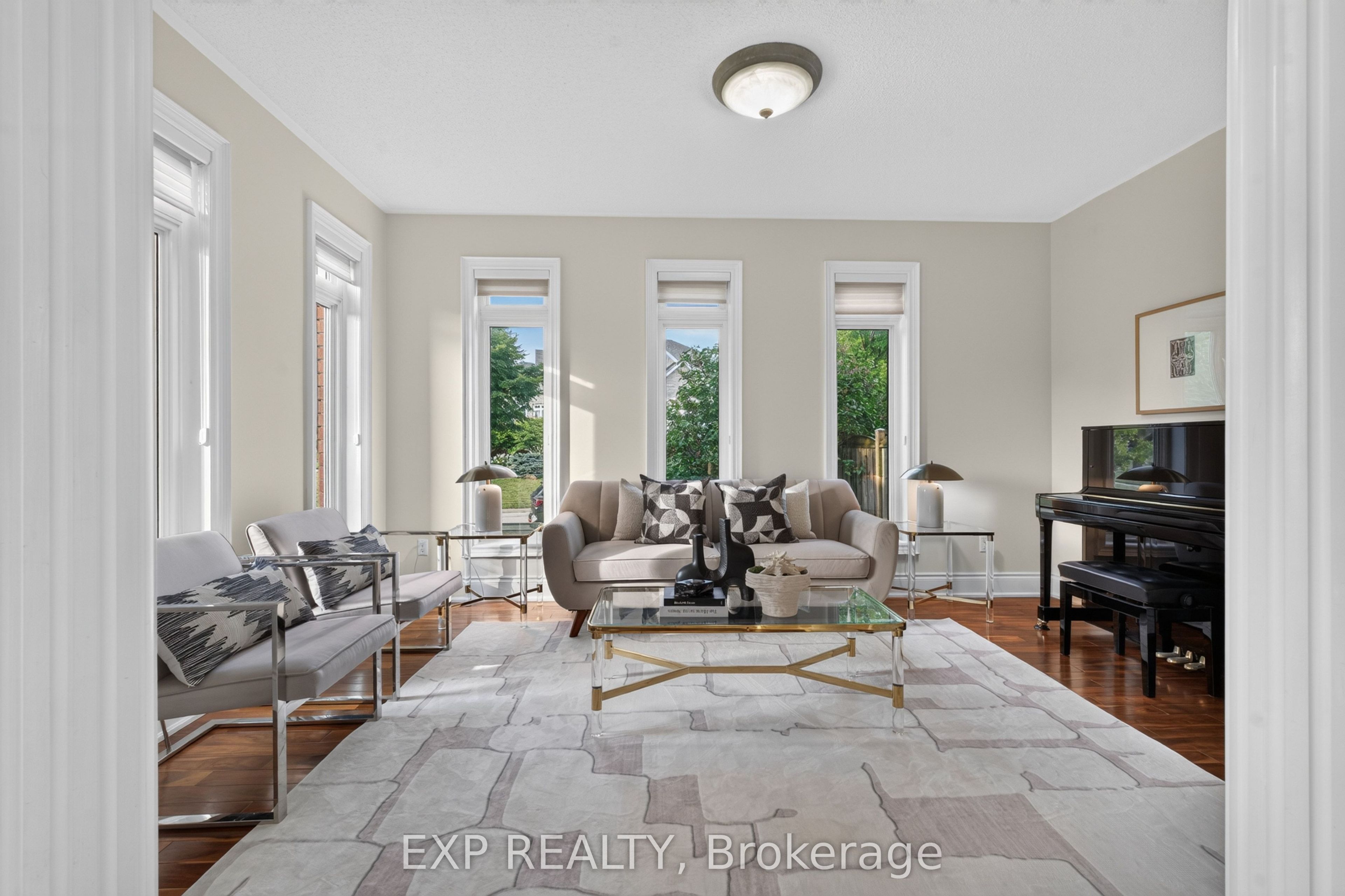 735 Foxcroft Boulevard Property Photo 4