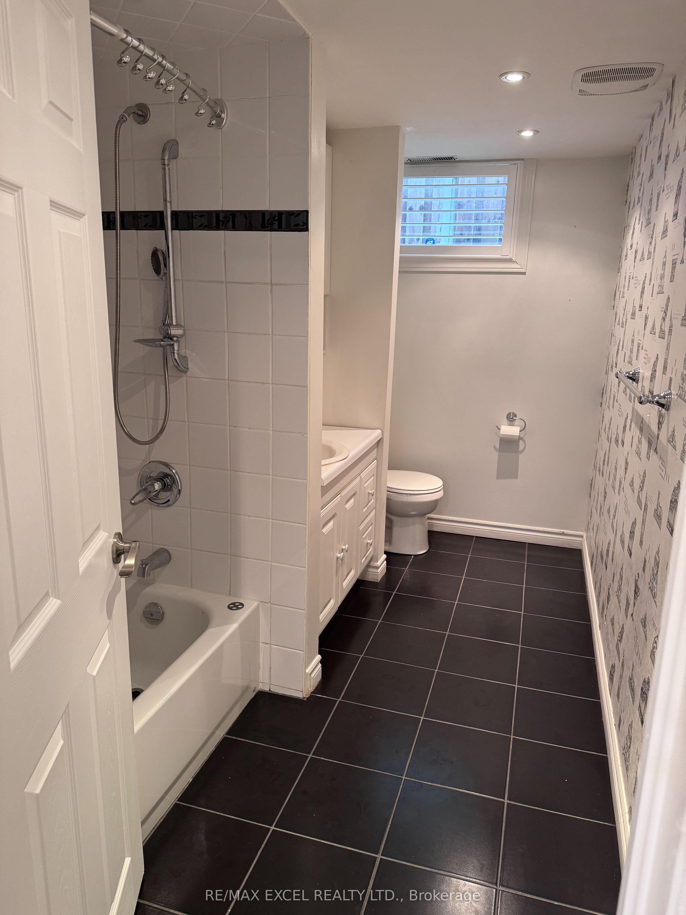 21 Wootten Way Bsmt Property Photo 10
