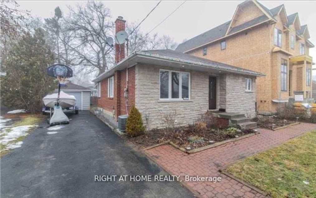 45 Rockport Crescent Basement Property Photo 1