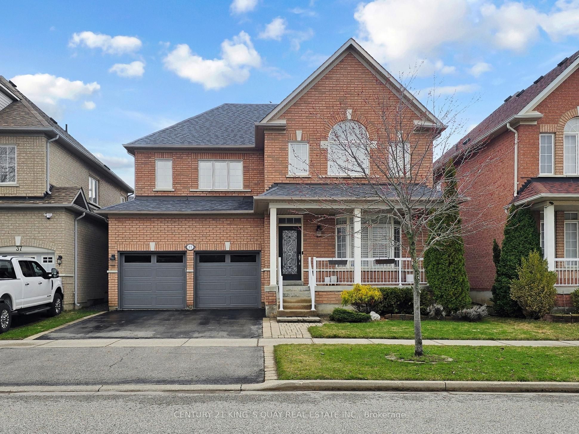 35 Mckennon Street Property Photo 1