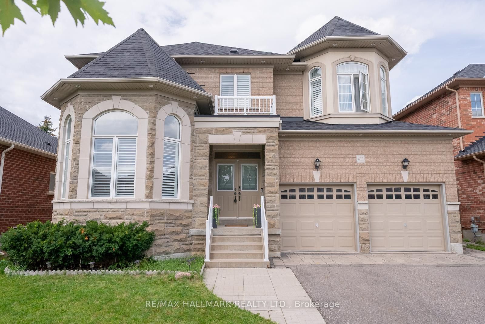 411 Hoover Park Drive Property Photo 1
