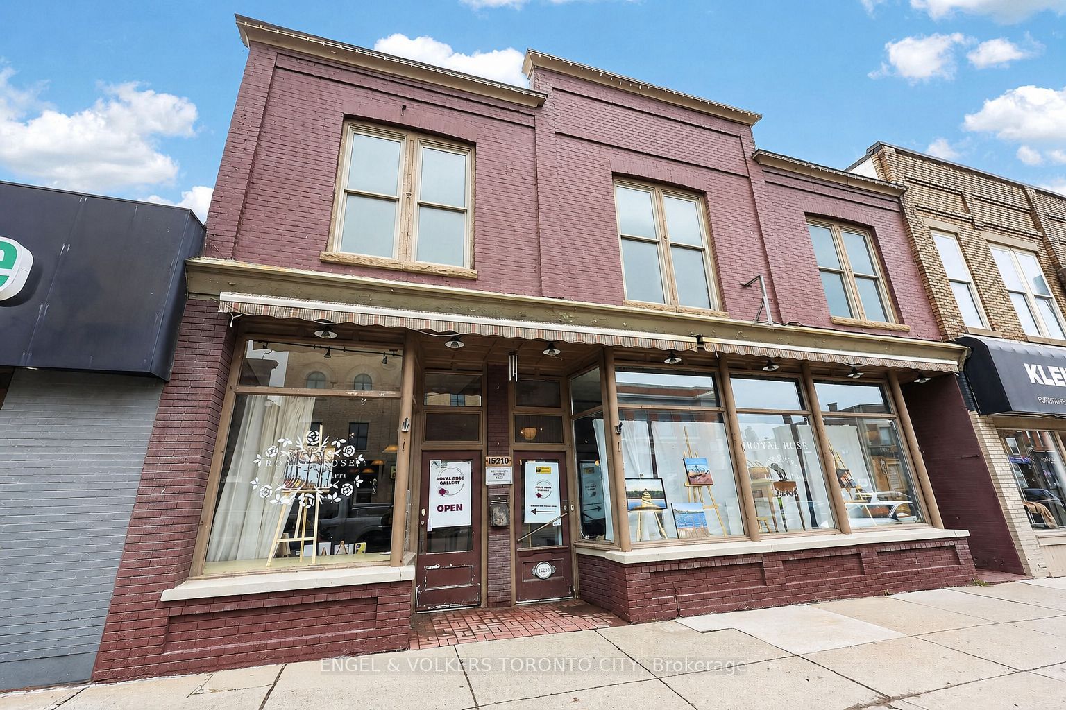 15210 Yonge Street Property Photo 1